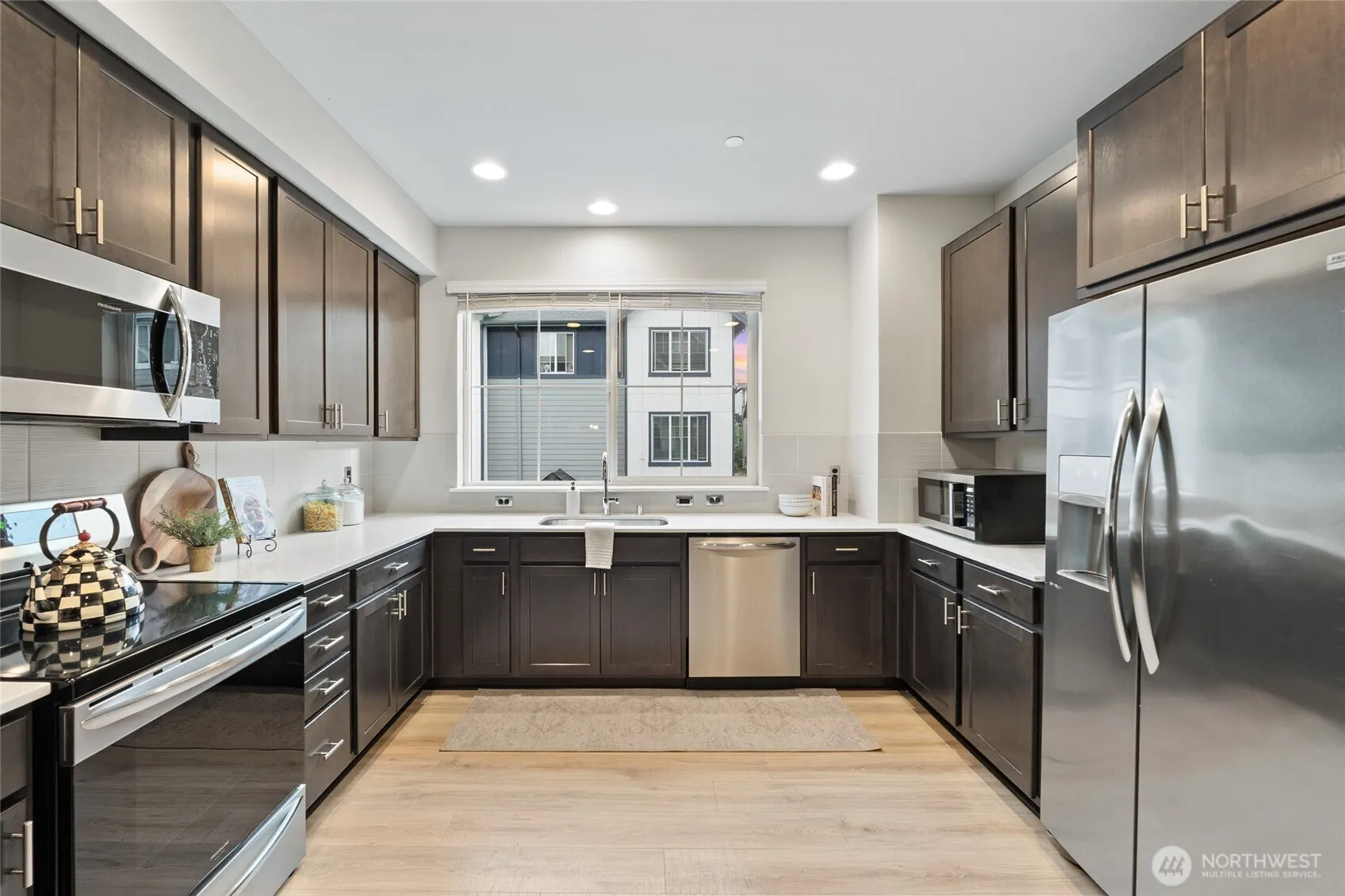 1621 Seattle Hill Road #F4, Bothell, WA 98012