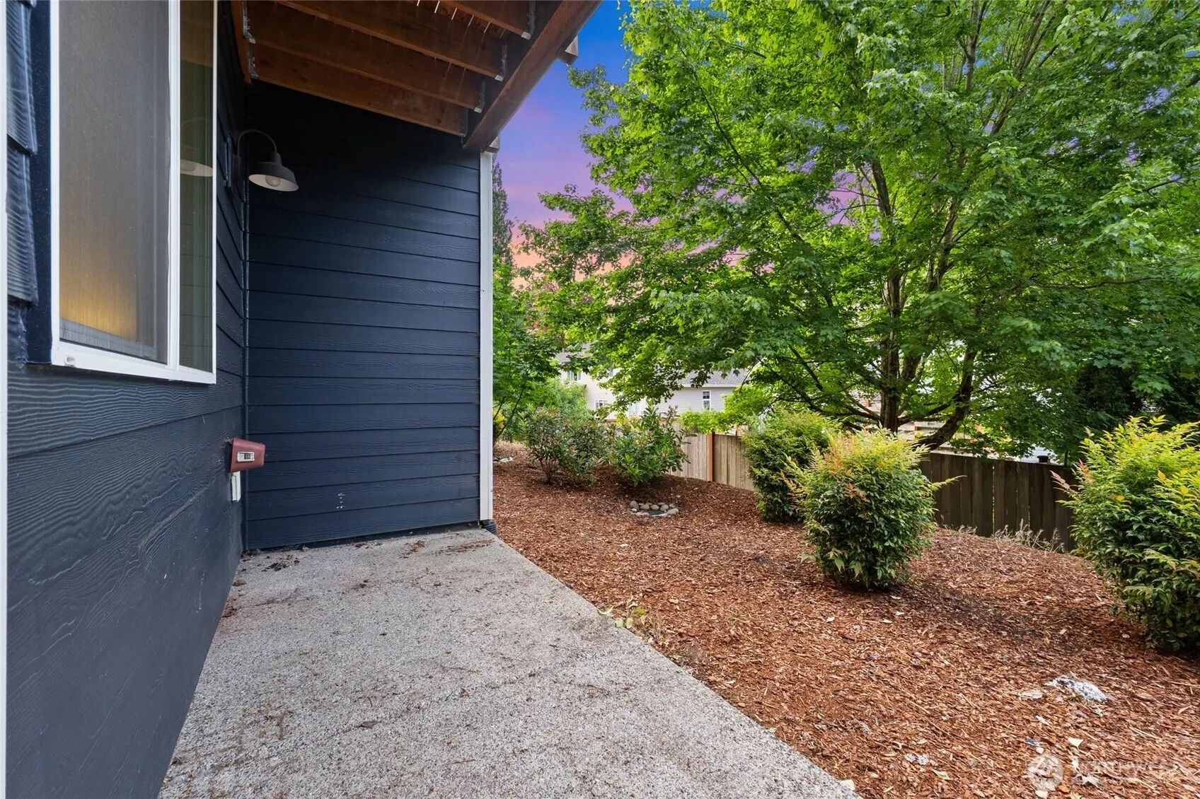 1621 Seattle Hill Road #F4, Bothell, WA 98012