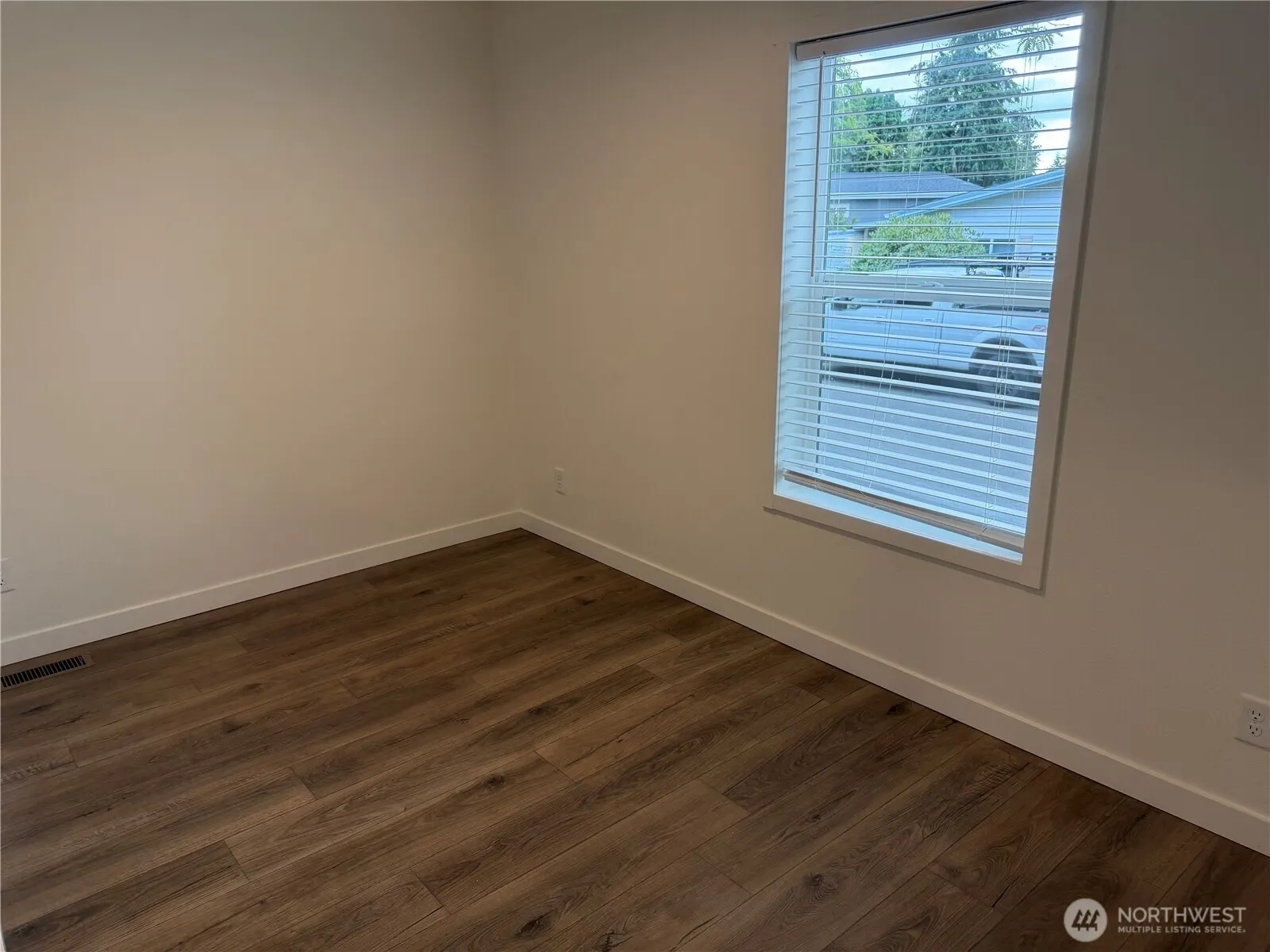 375 Union Avenue SE #8, Renton, WA 98059