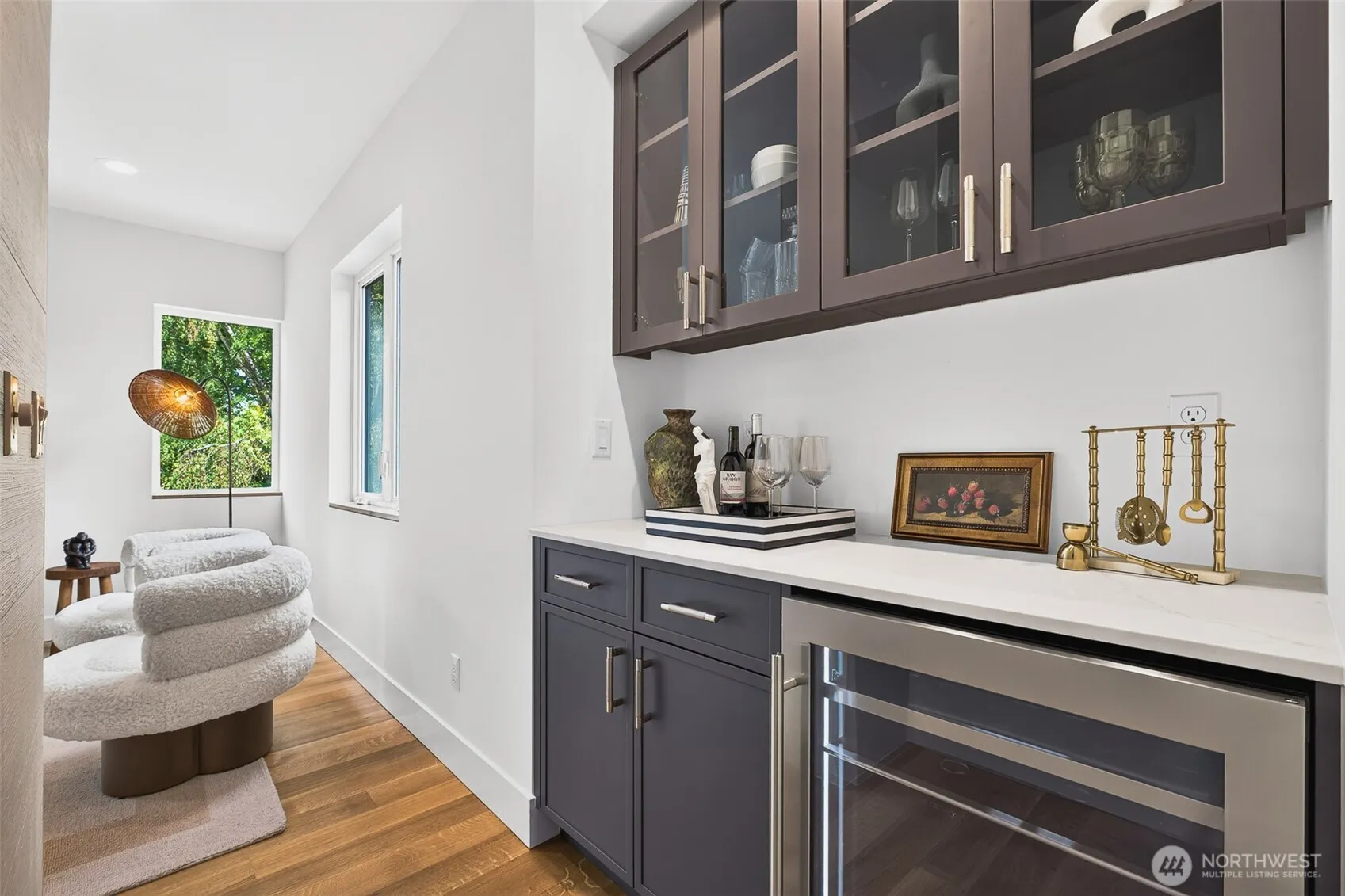 2631 34th Avenue W, Seattle, WA 98199