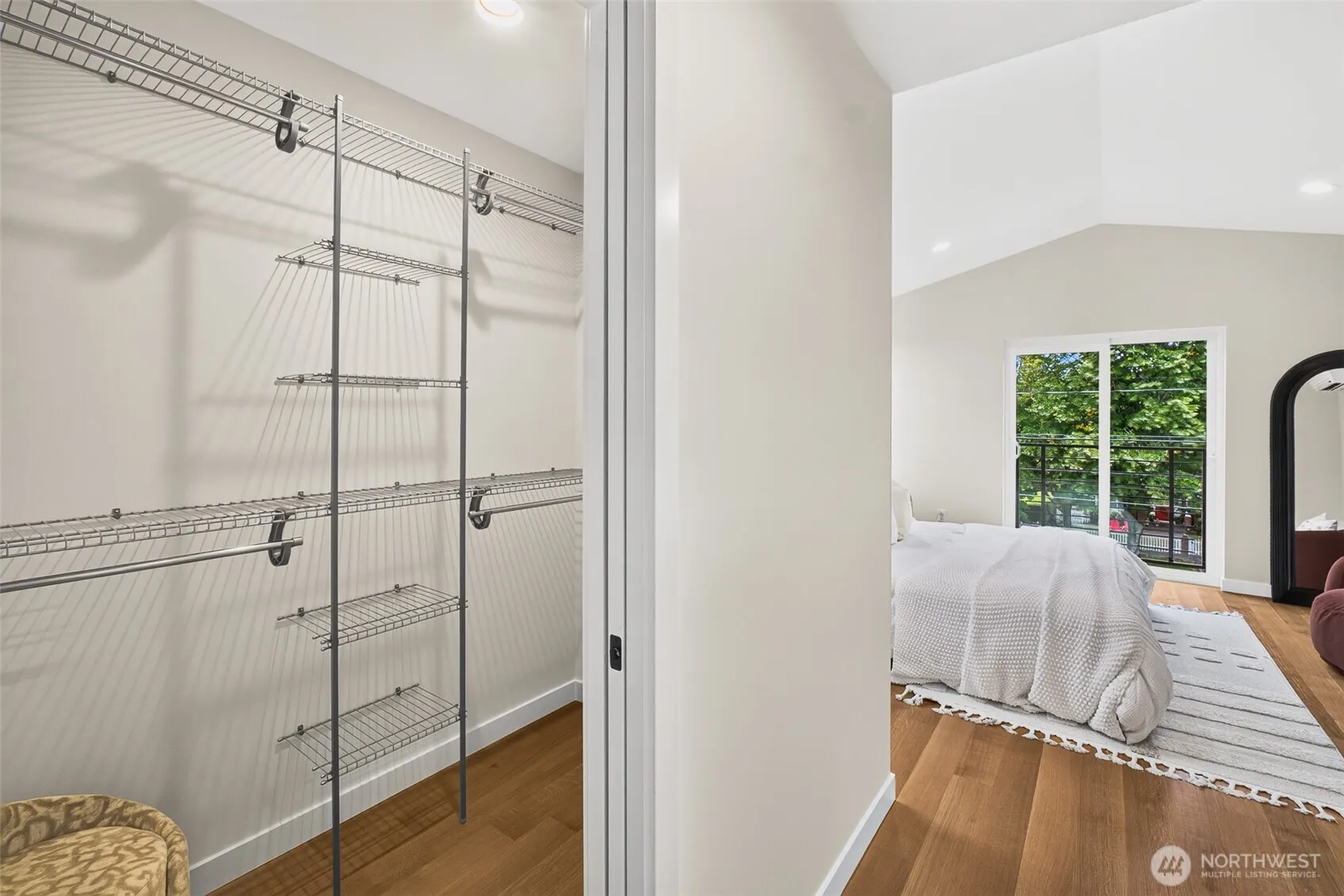 2631 34th Avenue W, Seattle, WA 98199