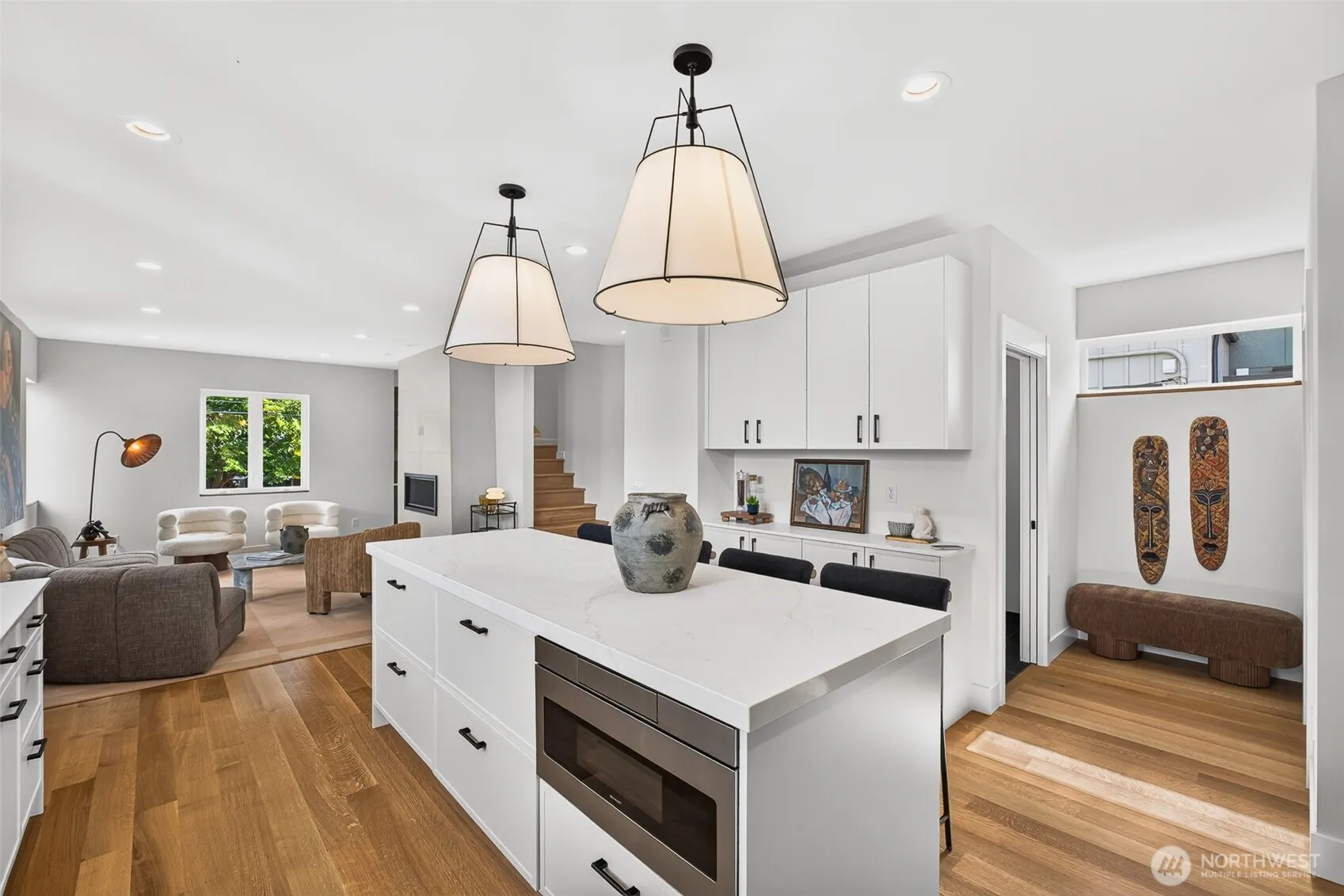 2631 34th Avenue W, Seattle, WA 98199