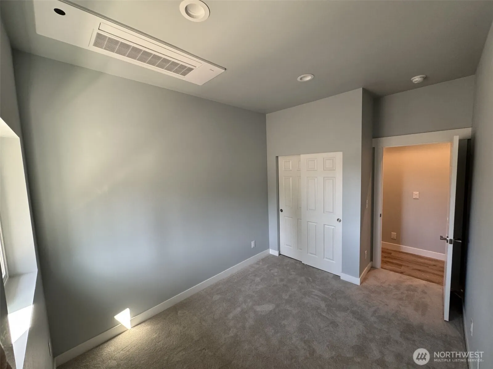 726 Reiten Road , Kent, WA 98030