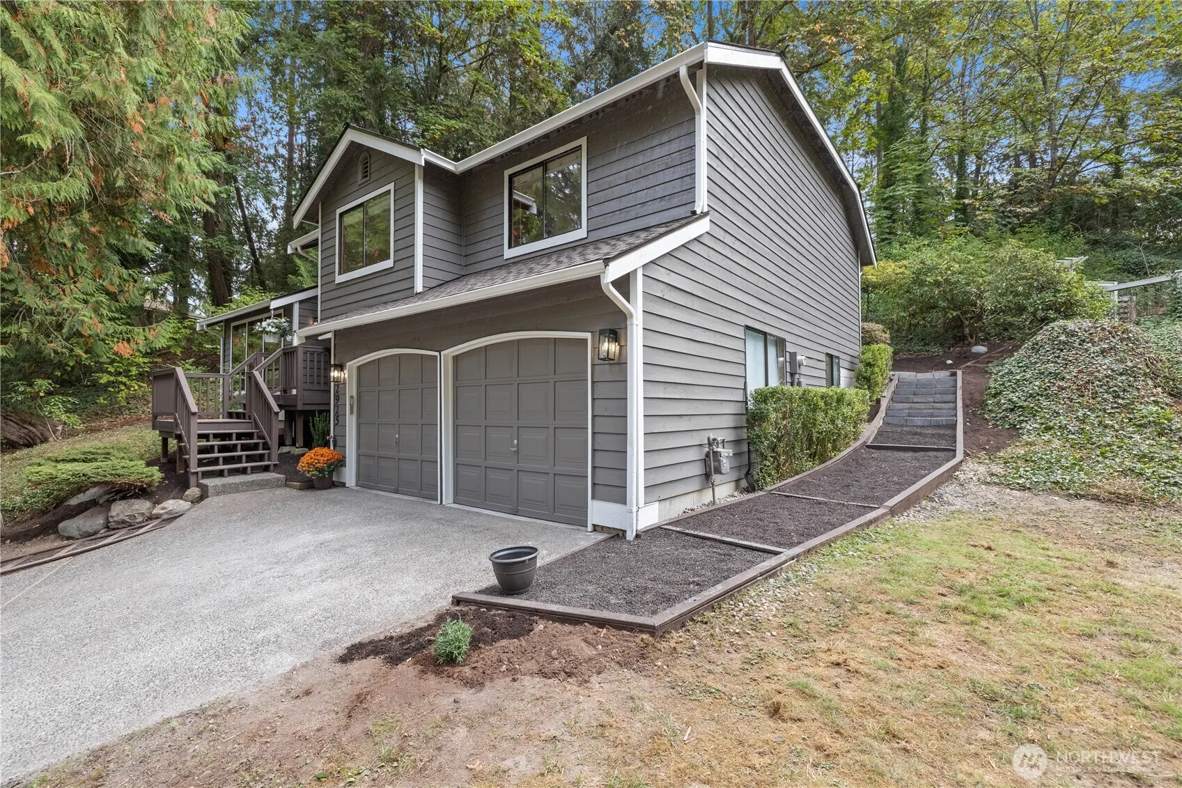 2925 W Lake Sammamish Parkway NE, Redmond, WA 98052