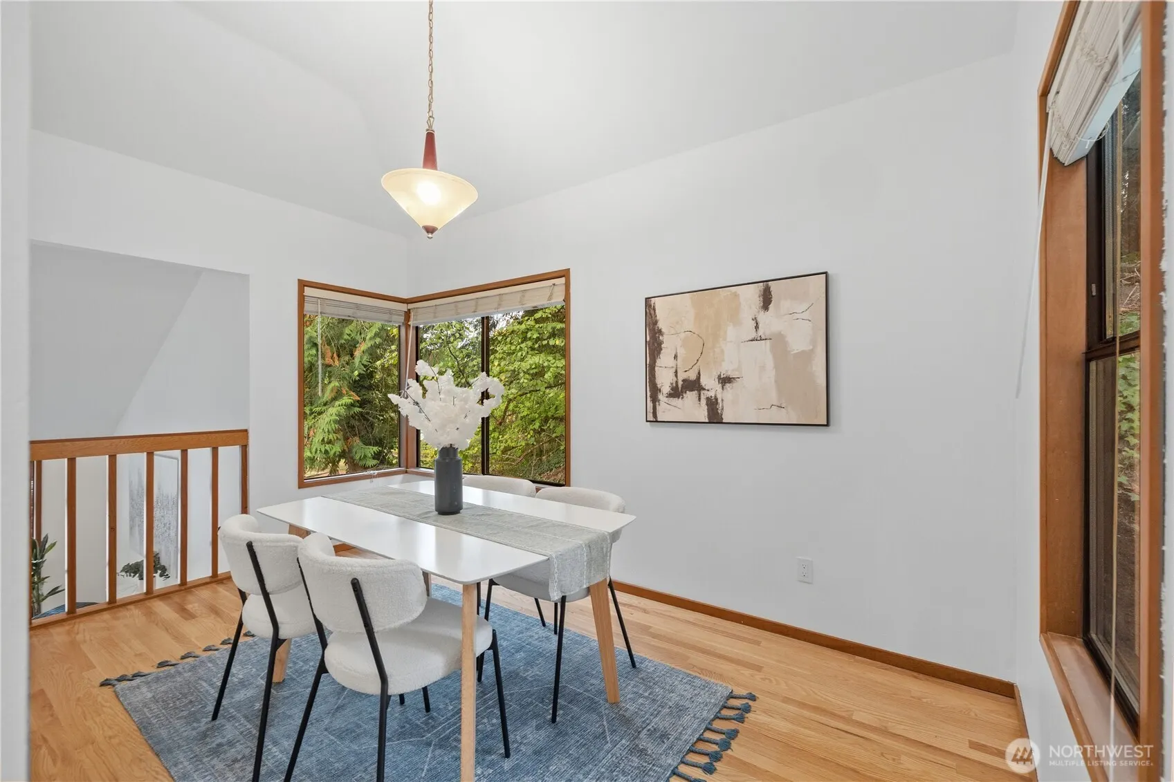 2925 W Lake Sammamish Parkway NE, Redmond, WA 98052