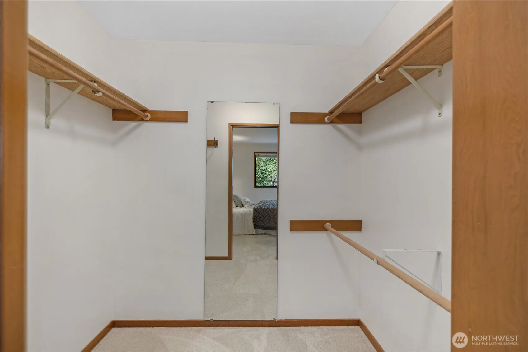 2925 W Lake Sammamish Parkway NE, Redmond, WA 98052