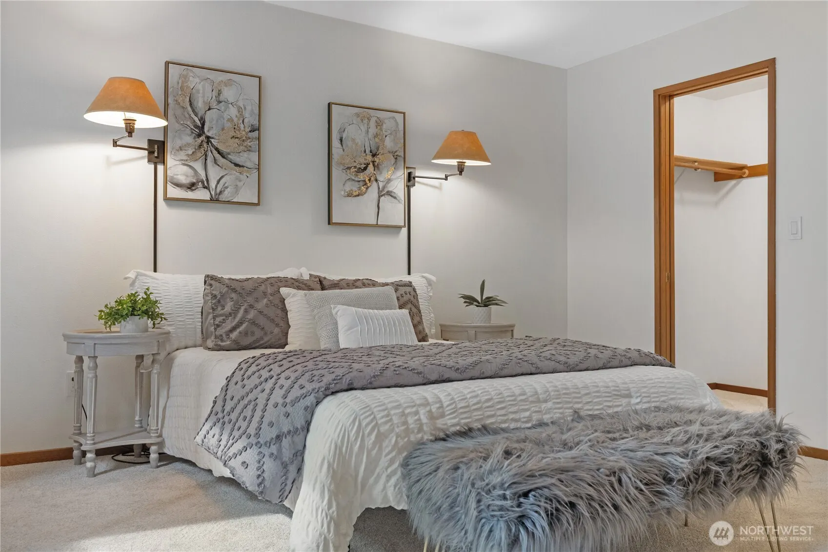 2925 W Lake Sammamish Parkway NE, Redmond, WA 98052