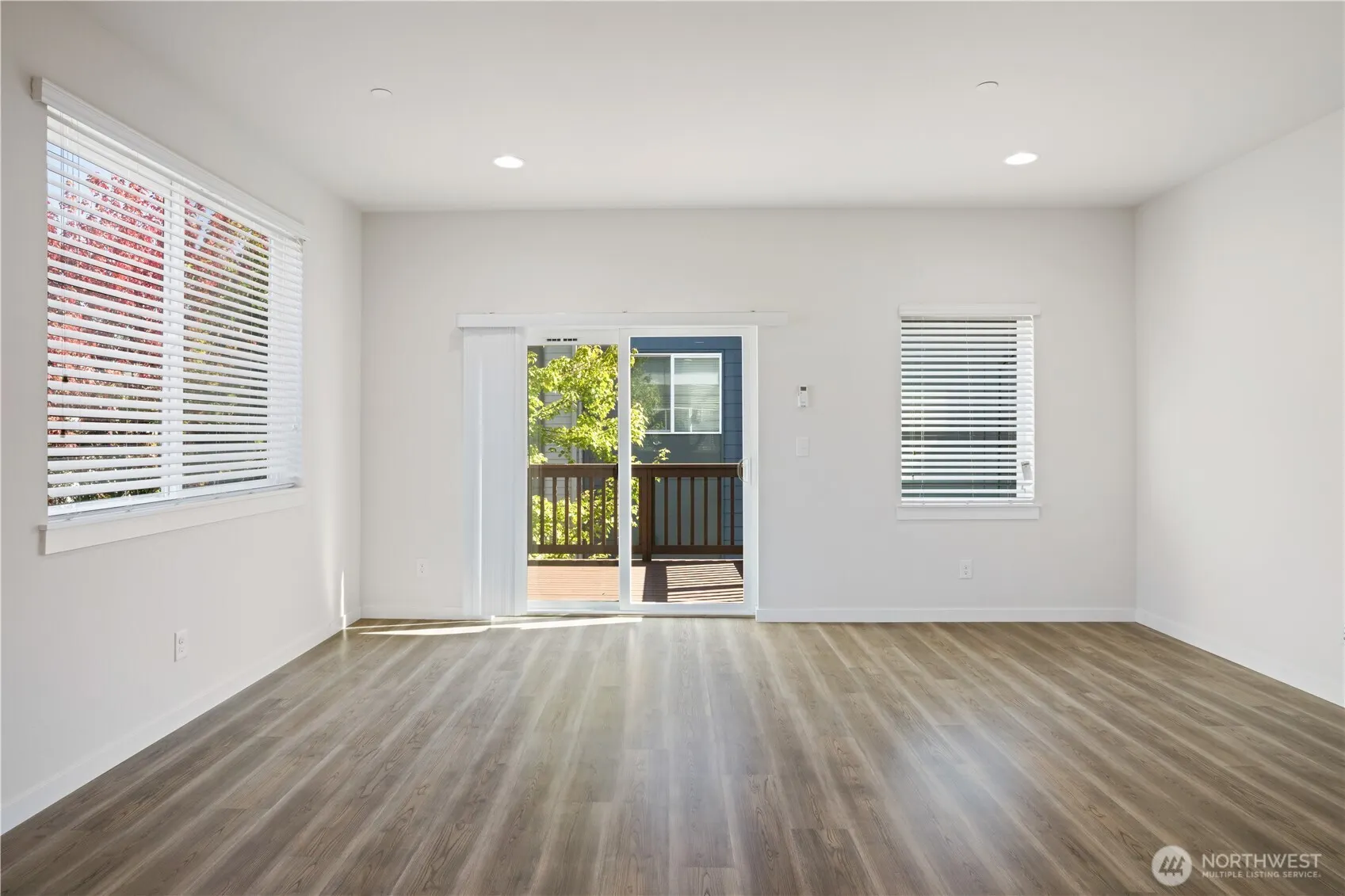 15720 Meadow Road #G1, Lynnwood, WA 98087