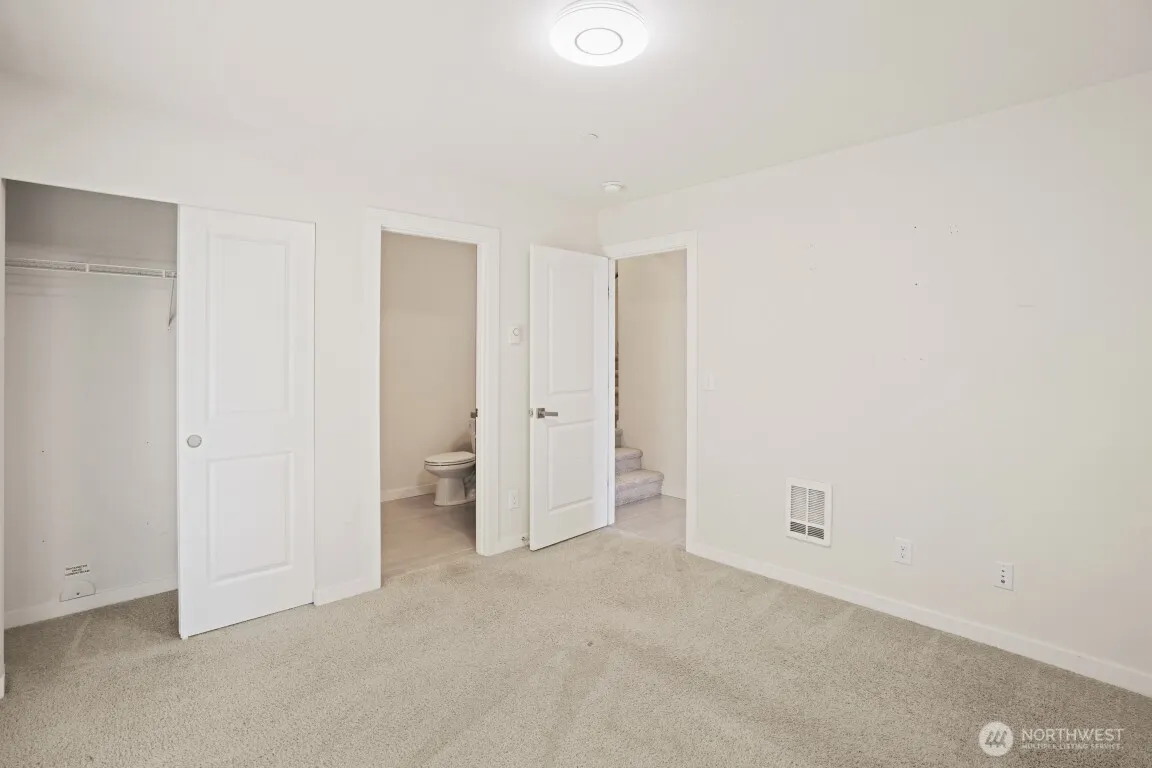 15720 Meadow Road #G1, Lynnwood, WA 98087