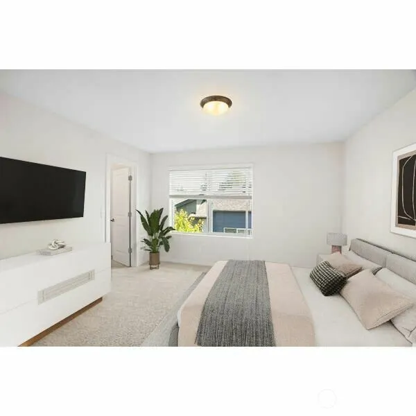 15720 Meadow Road #G1, Lynnwood, WA 98087