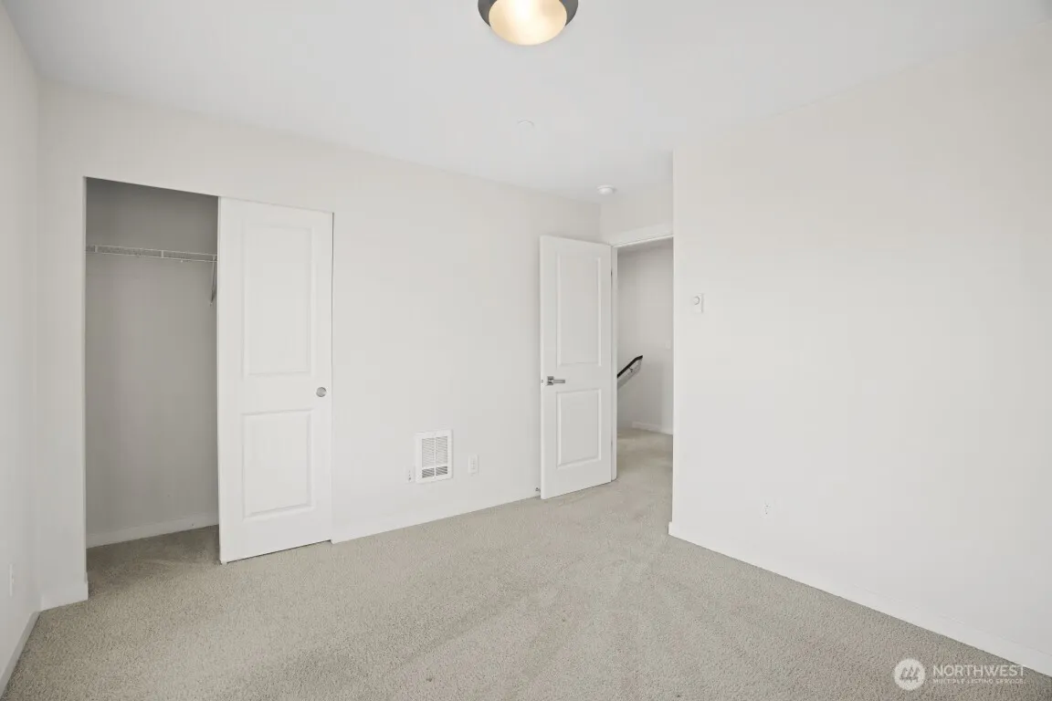15720 Meadow Road #G1, Lynnwood, WA 98087