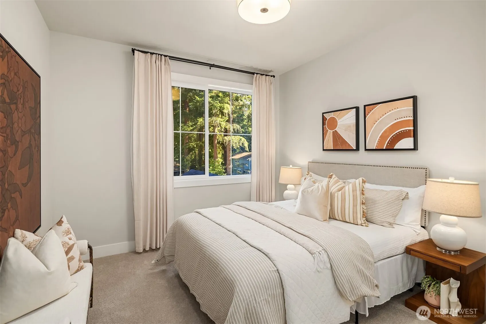 2815 130th Avenue NE, Bellevue, WA 98005