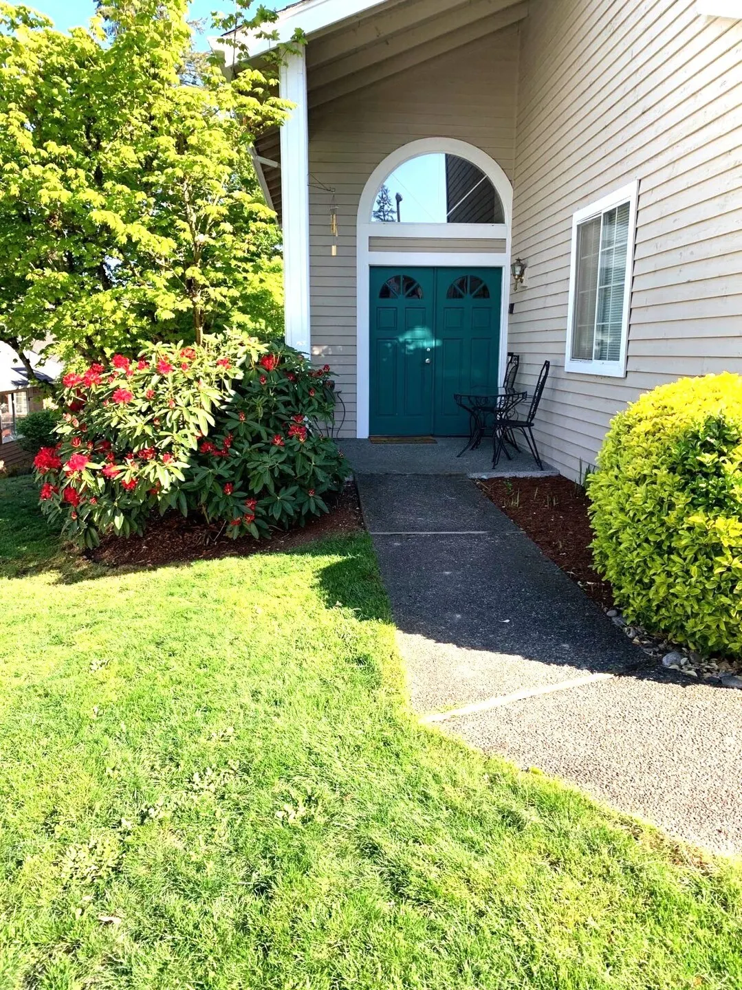 12809 NE 201st Place , Bothell, WA 98011