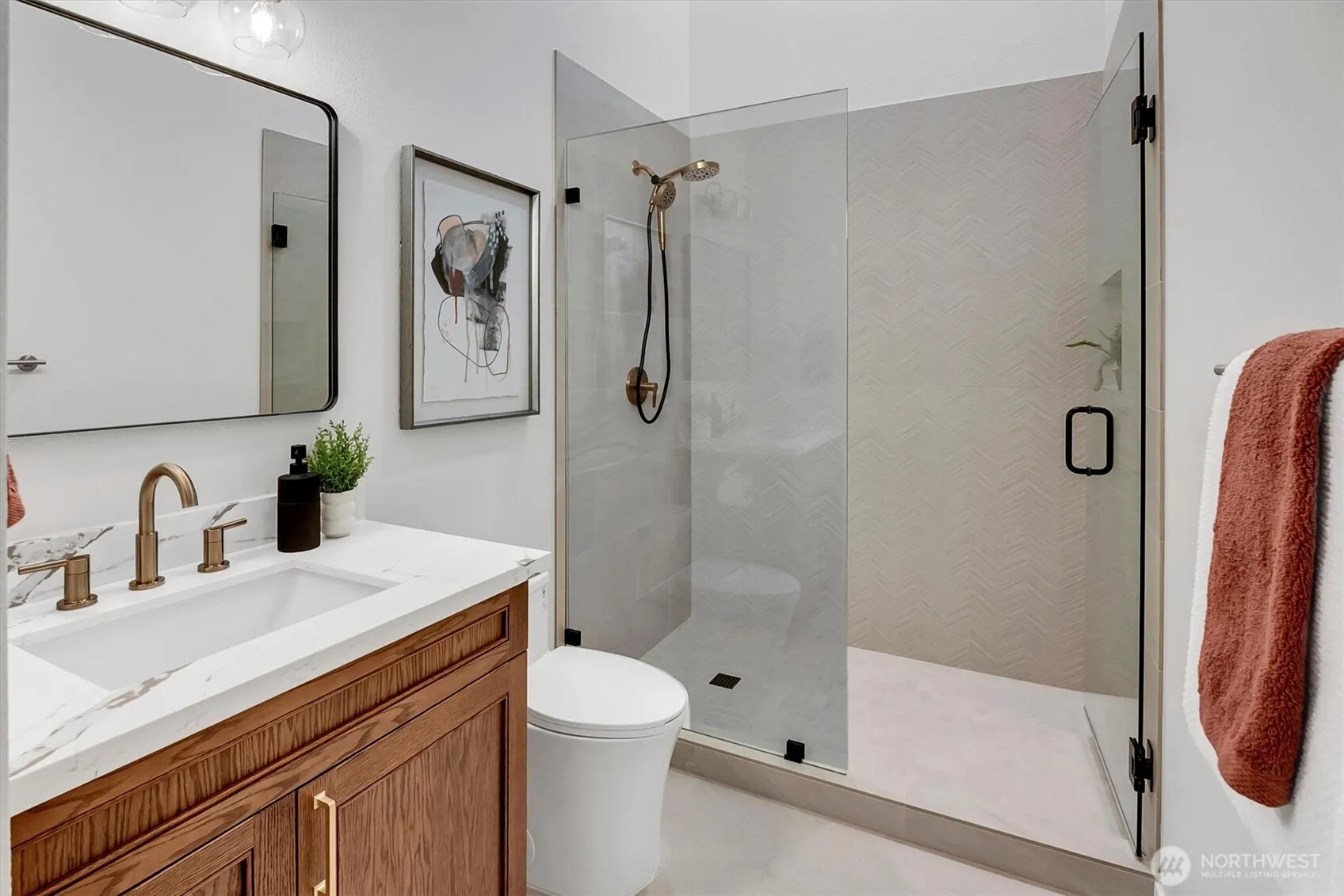 1400 Bellevue Way SE #1, Bellevue, WA 98004-7148