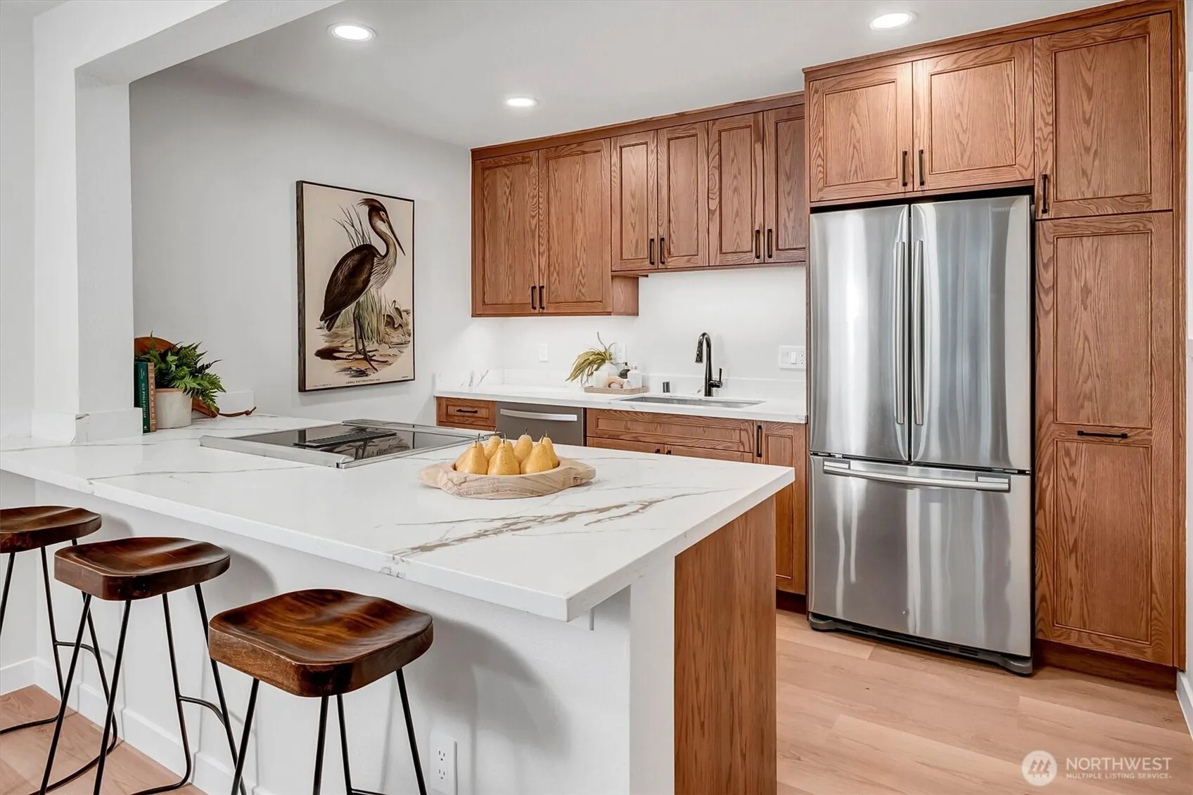1400 Bellevue Way SE #1, Bellevue, WA 98004-7148
