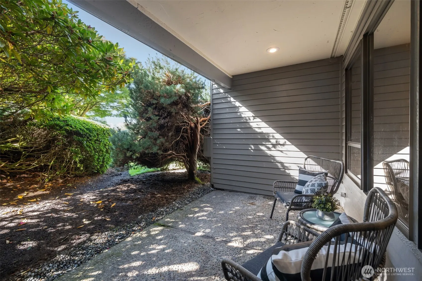 11618 100th Avenue NE #111, Kirkland, WA 98034