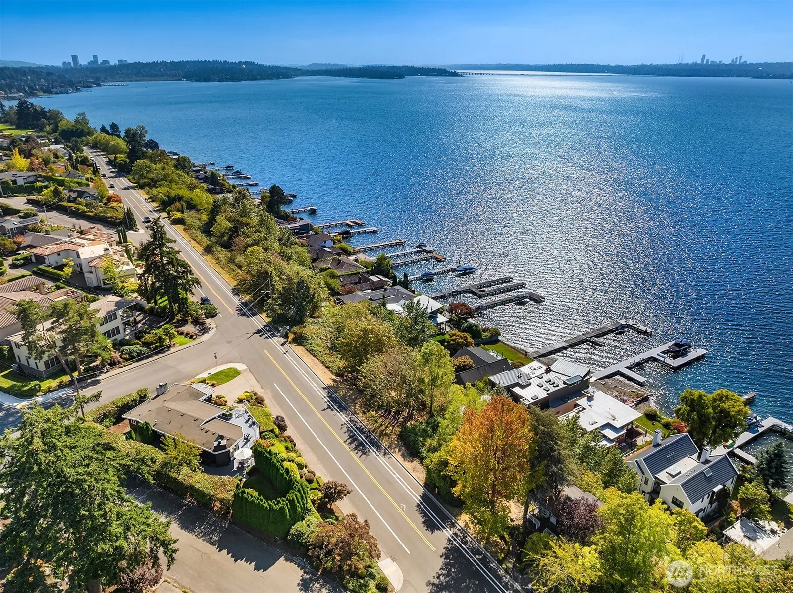 500 Waverly Way , Kirkland, WA 98033