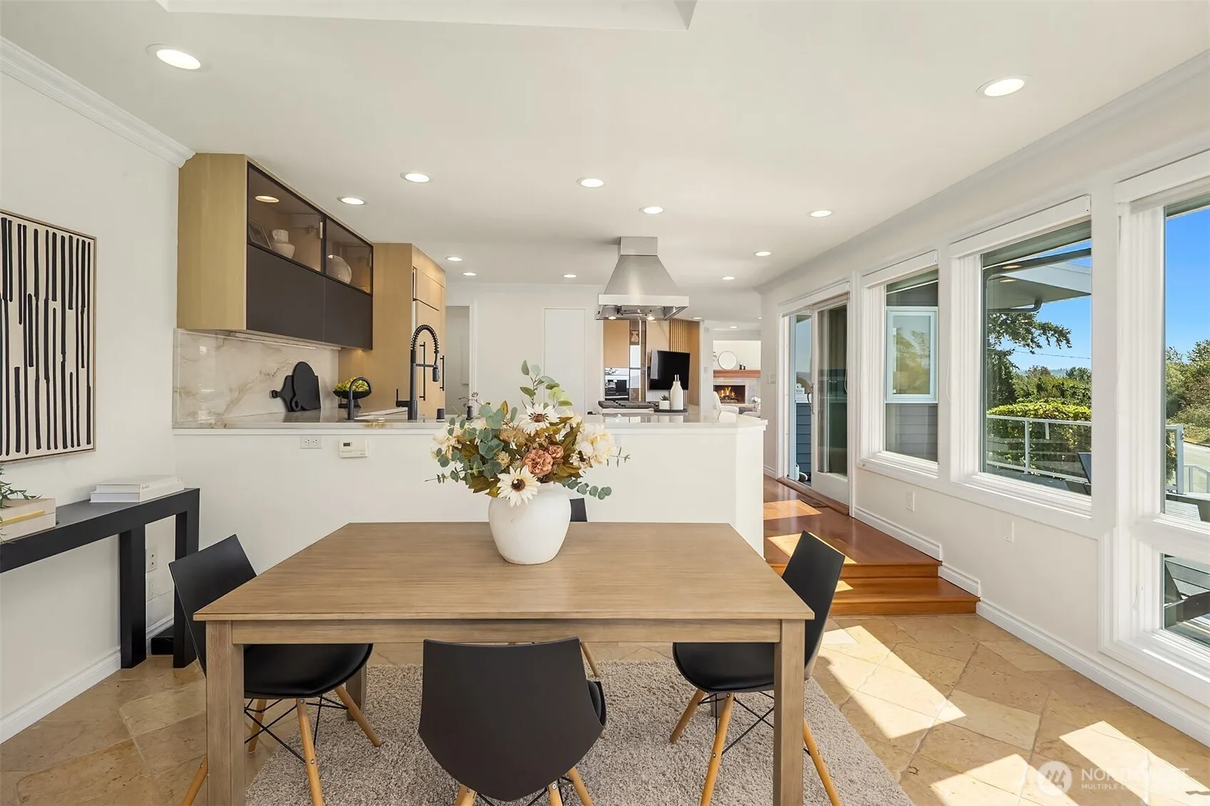 500 Waverly Way , Kirkland, WA 98033