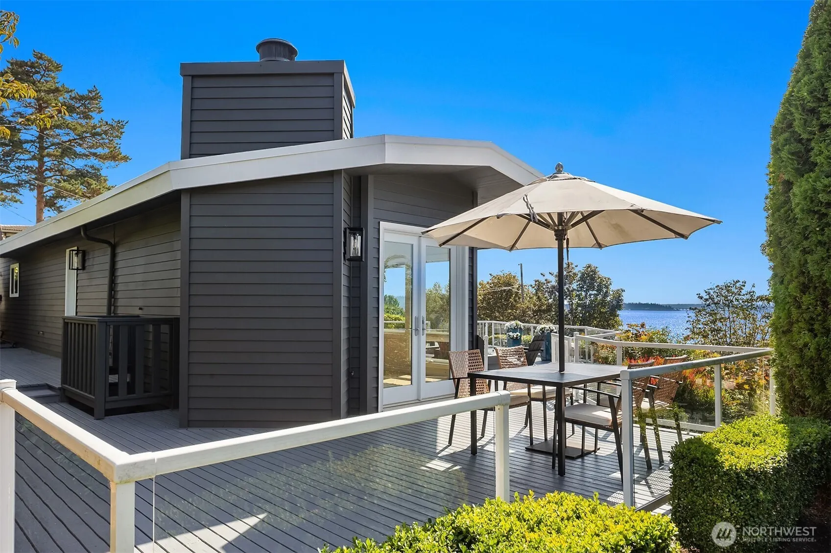 500 Waverly Way , Kirkland, WA 98033
