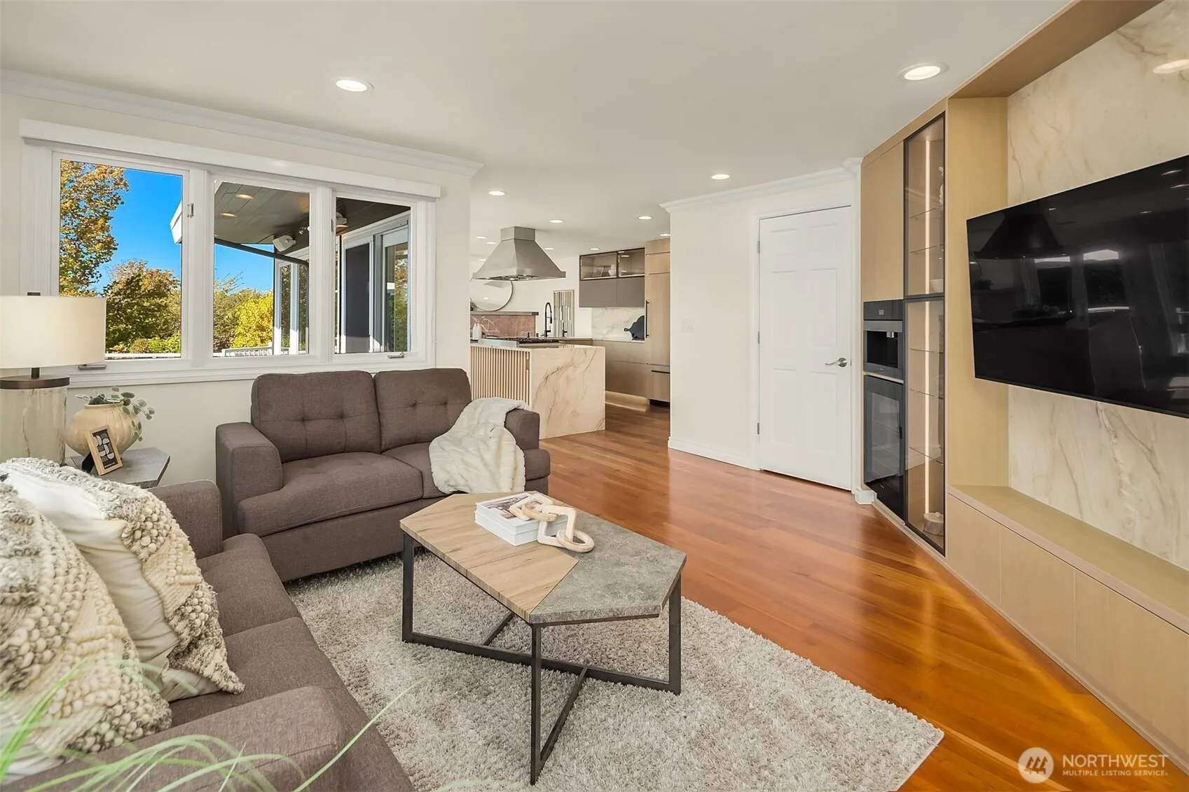 500 Waverly Way , Kirkland, WA 98033