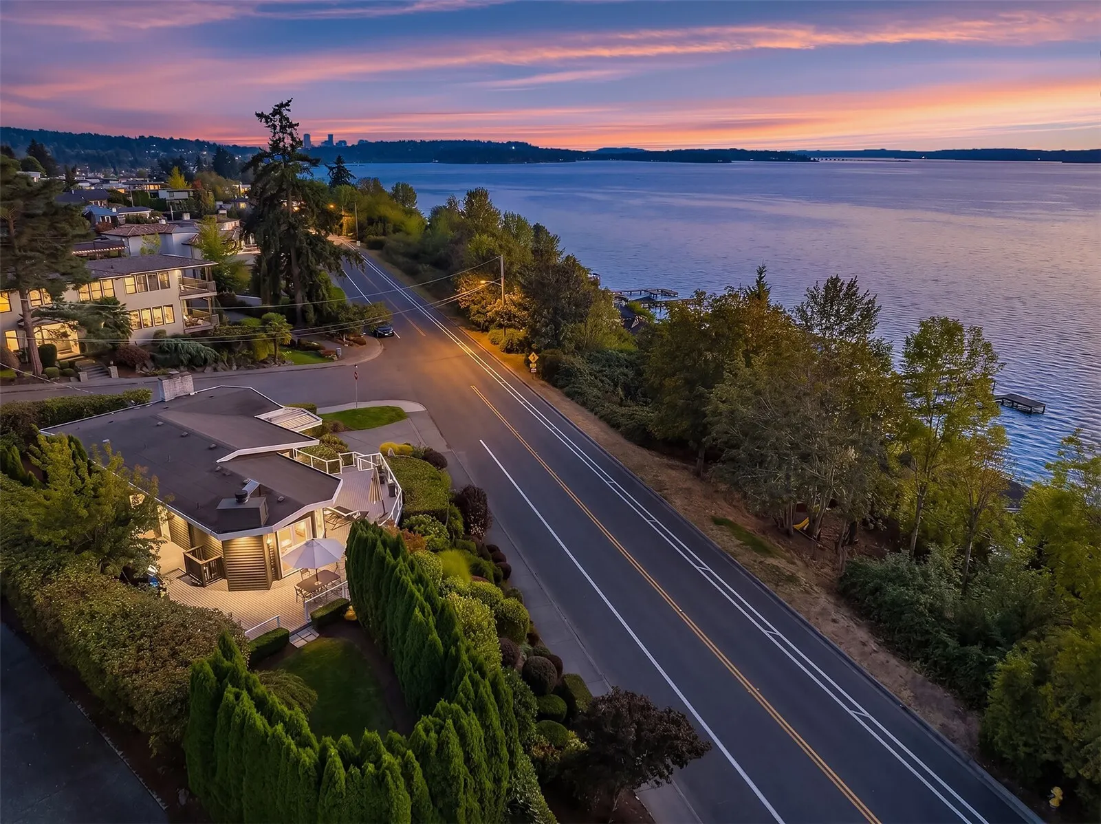 500 Waverly Way , Kirkland, WA 98033