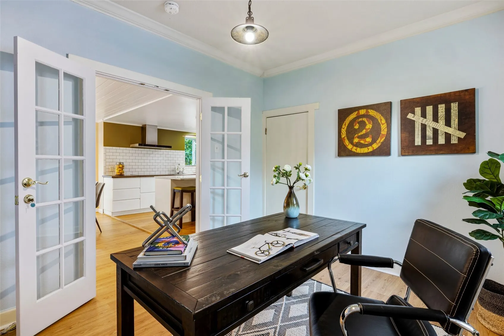 7035 Jones Avenue NW, Seattle, WA 98117