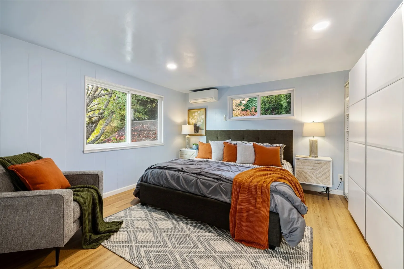 7035 Jones Avenue NW, Seattle, WA 98117