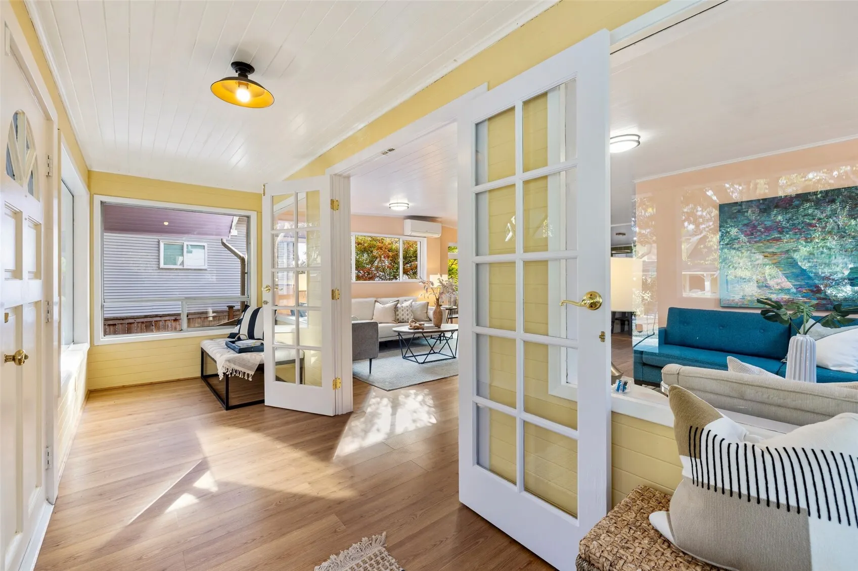 7035 Jones Avenue NW, Seattle, WA 98117