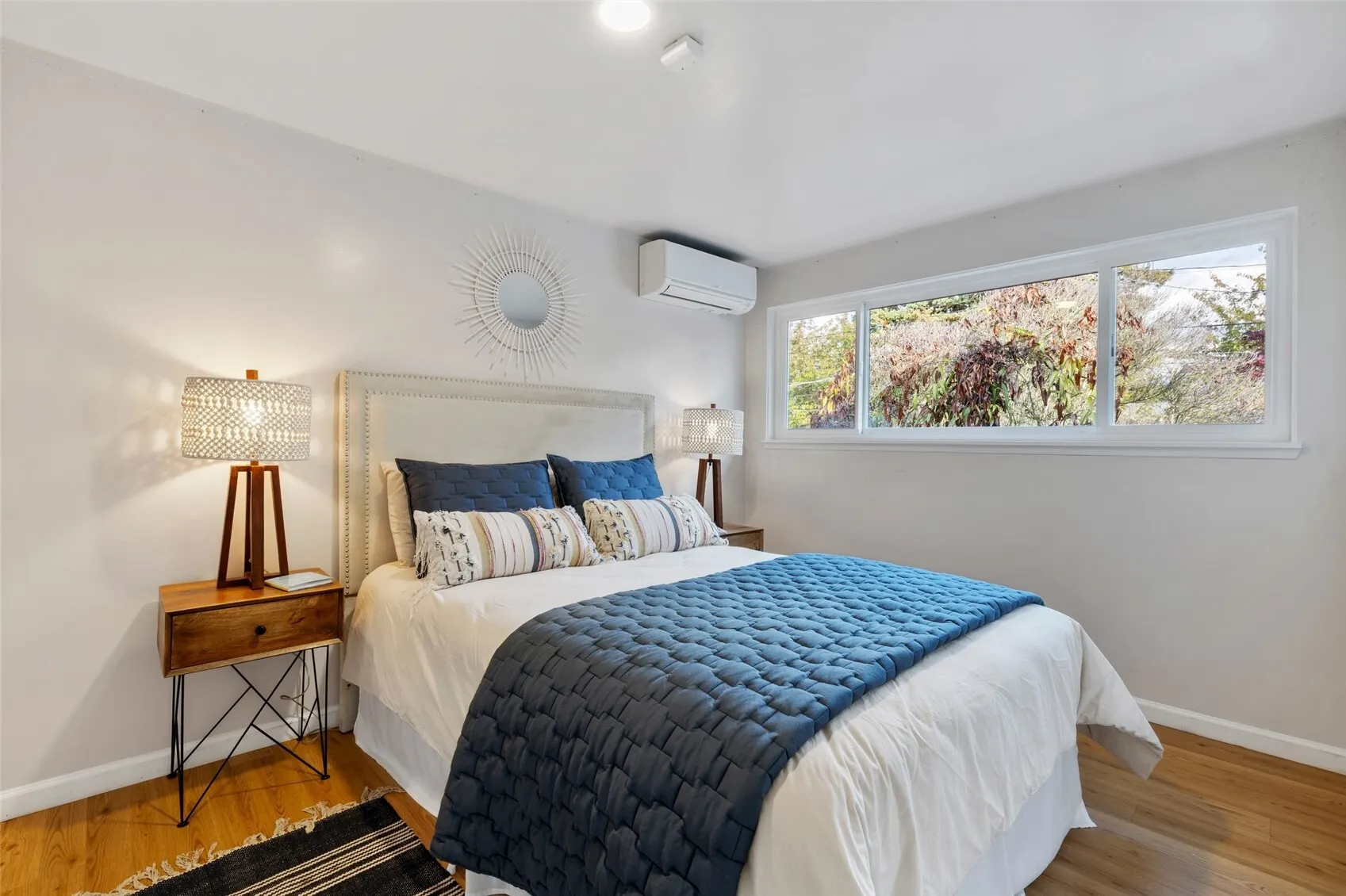 7035 Jones Avenue NW, Seattle, WA 98117