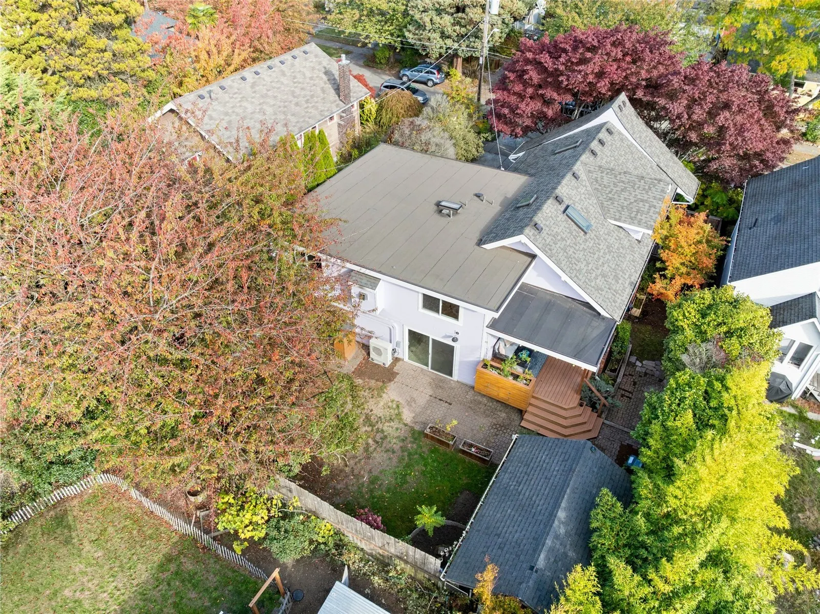 7035 Jones Avenue NW, Seattle, WA 98117