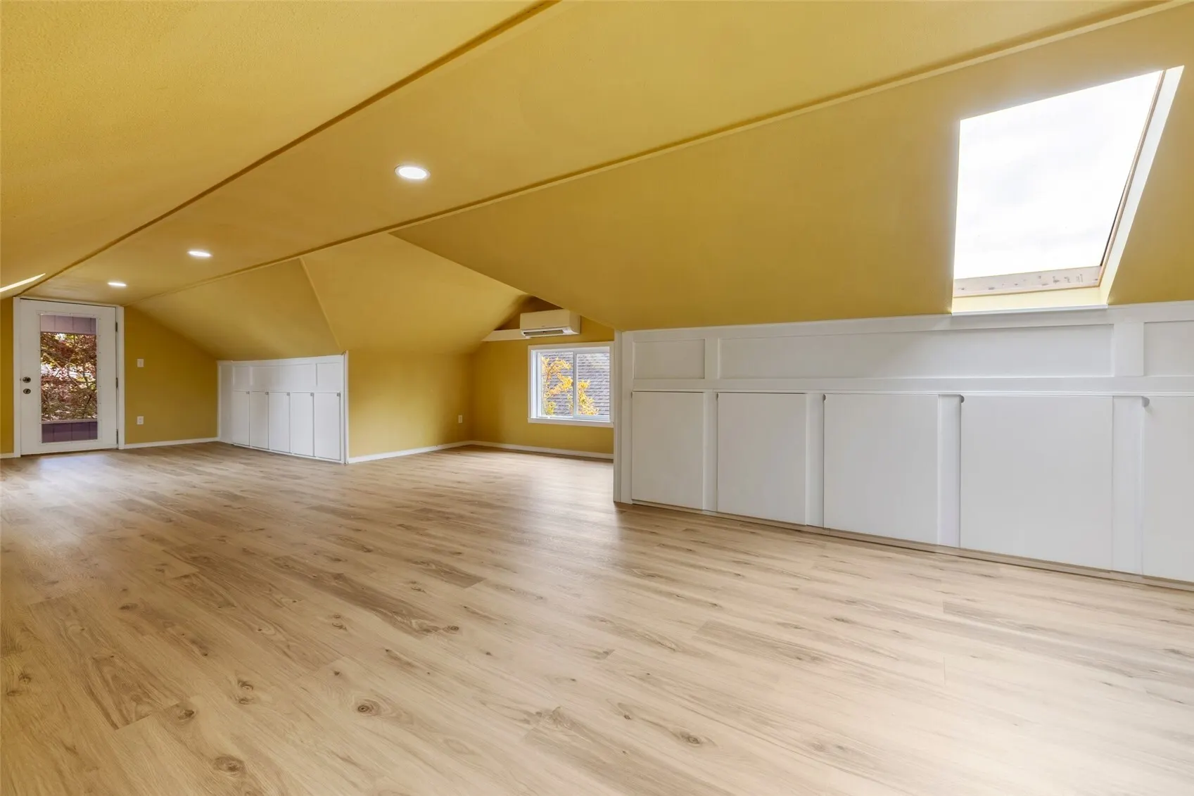 7035 Jones Avenue NW, Seattle, WA 98117