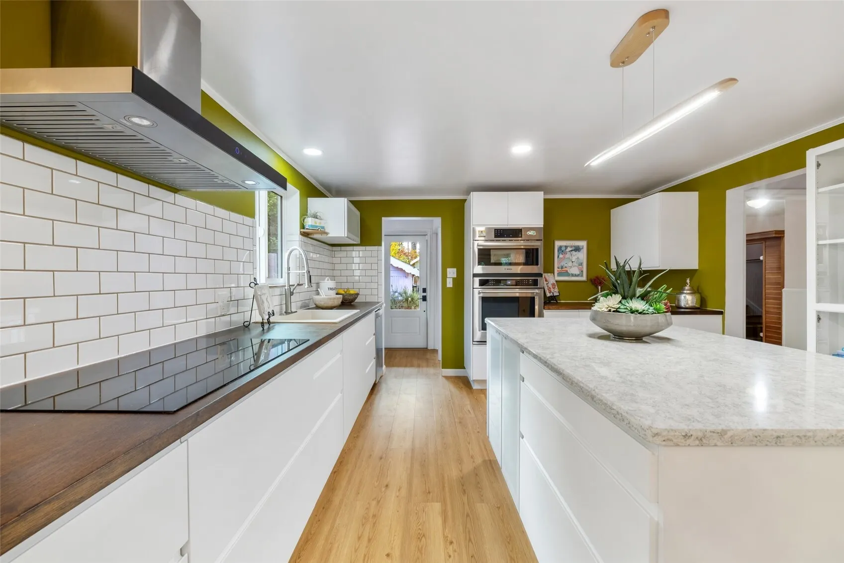7035 Jones Avenue NW, Seattle, WA 98117