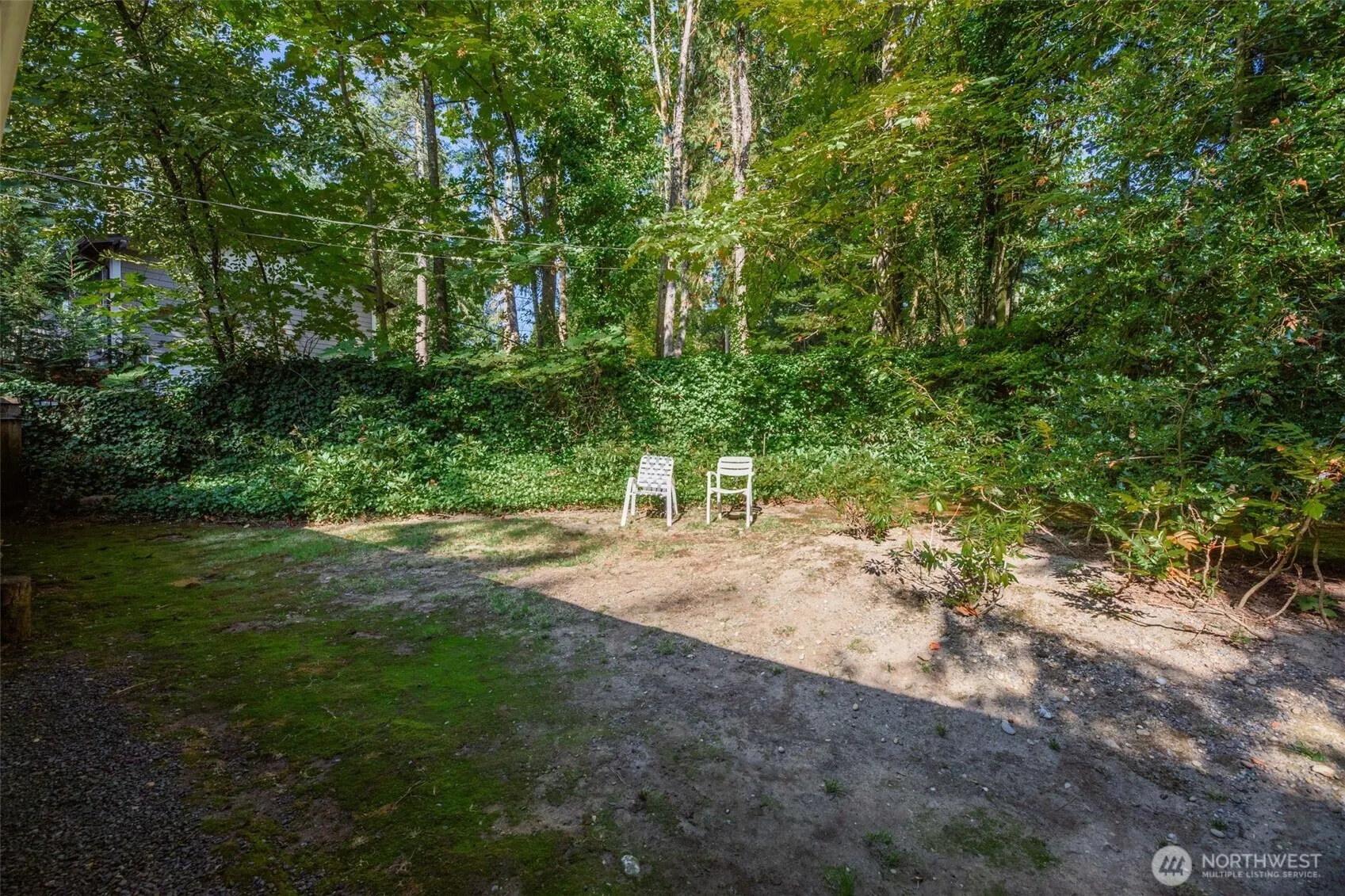 12832 Holiday Drive NE, Kirkland, WA 98034