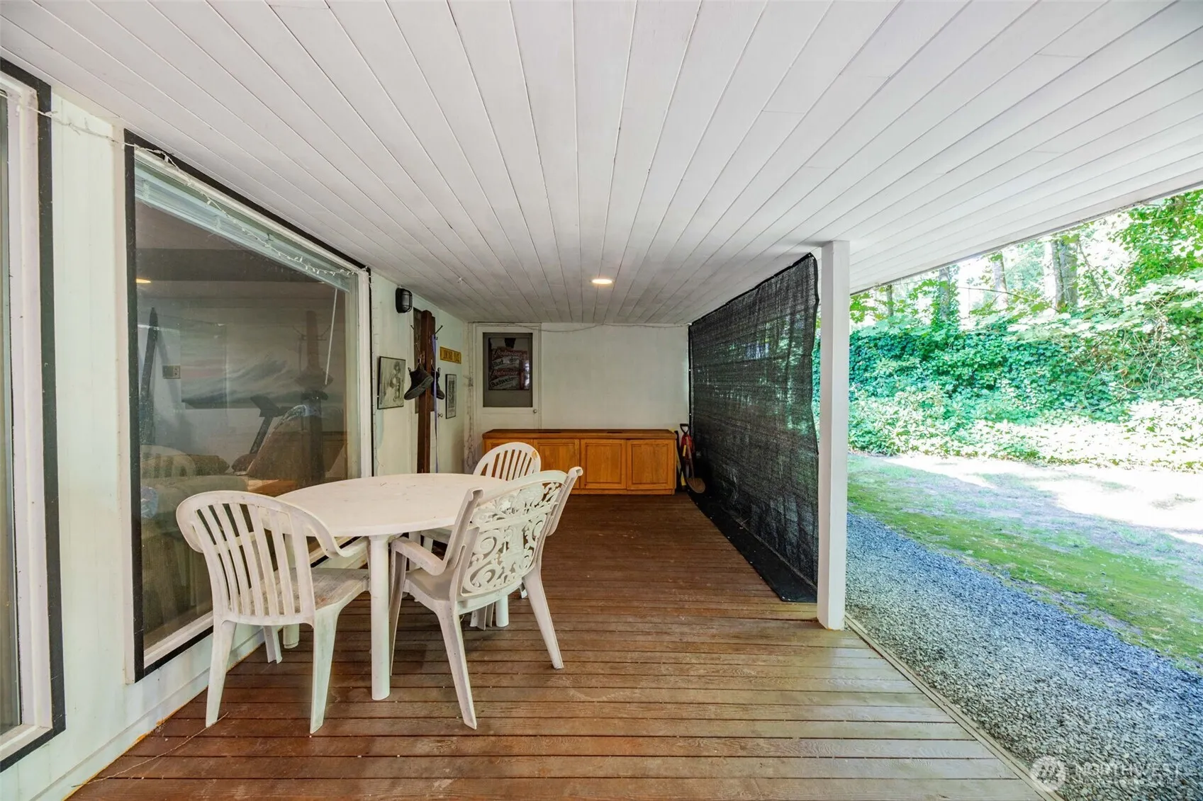 12832 Holiday Drive NE, Kirkland, WA 98034