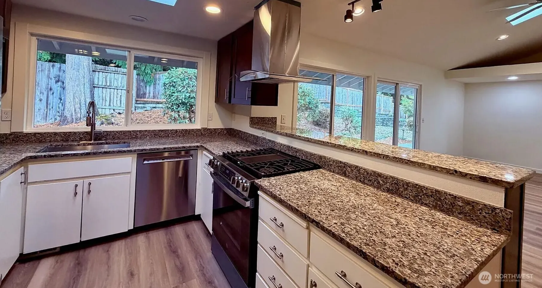 1135 147th Place NE, Bellevue, WA 98007