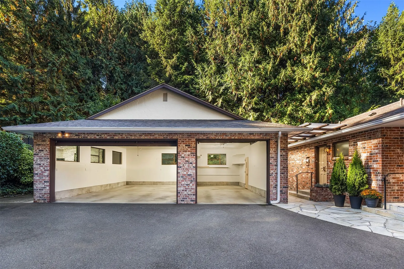 17515 164th Avenue NE, Woodinville, WA 98072-5204