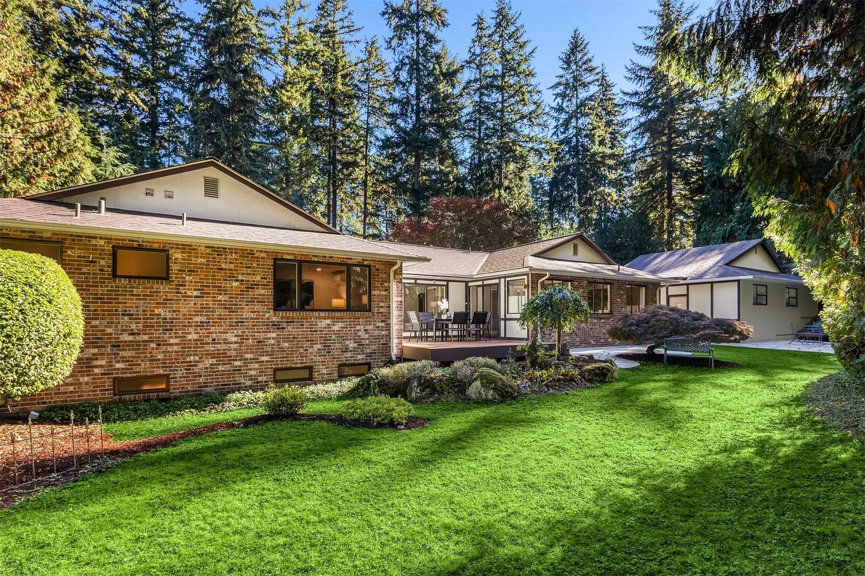 17515 164th Avenue NE, Woodinville, WA 98072-5204