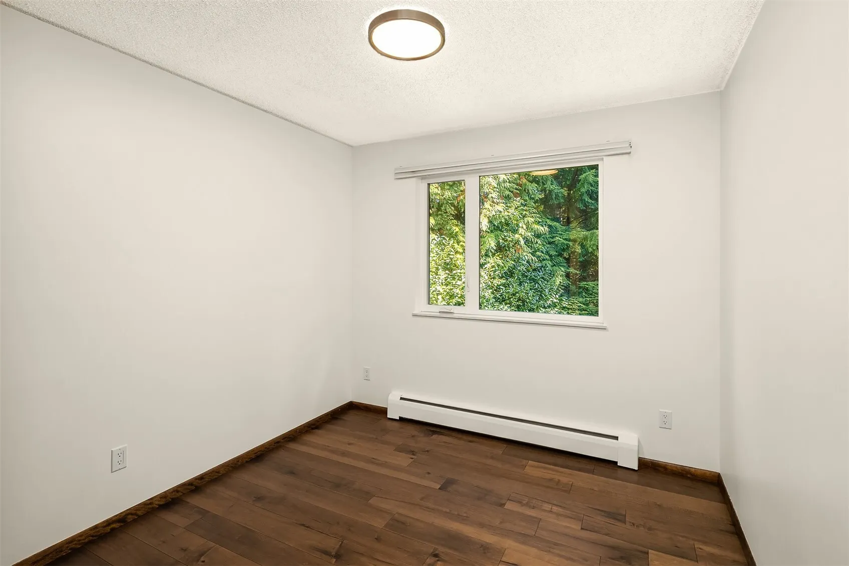 17515 164th Avenue NE, Woodinville, WA 98072-5204