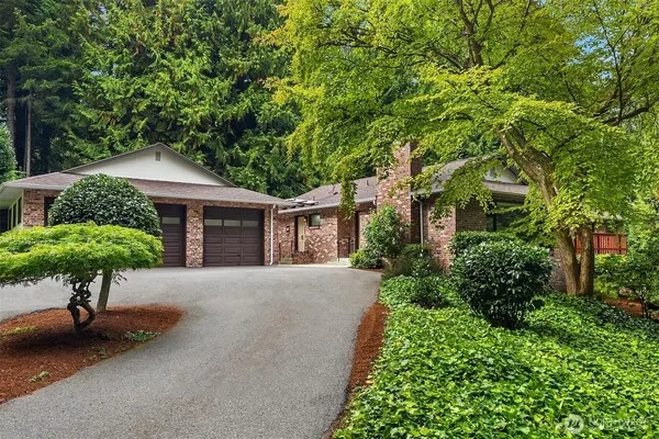 17515 164th Avenue NE, Woodinville, WA 98072-5204