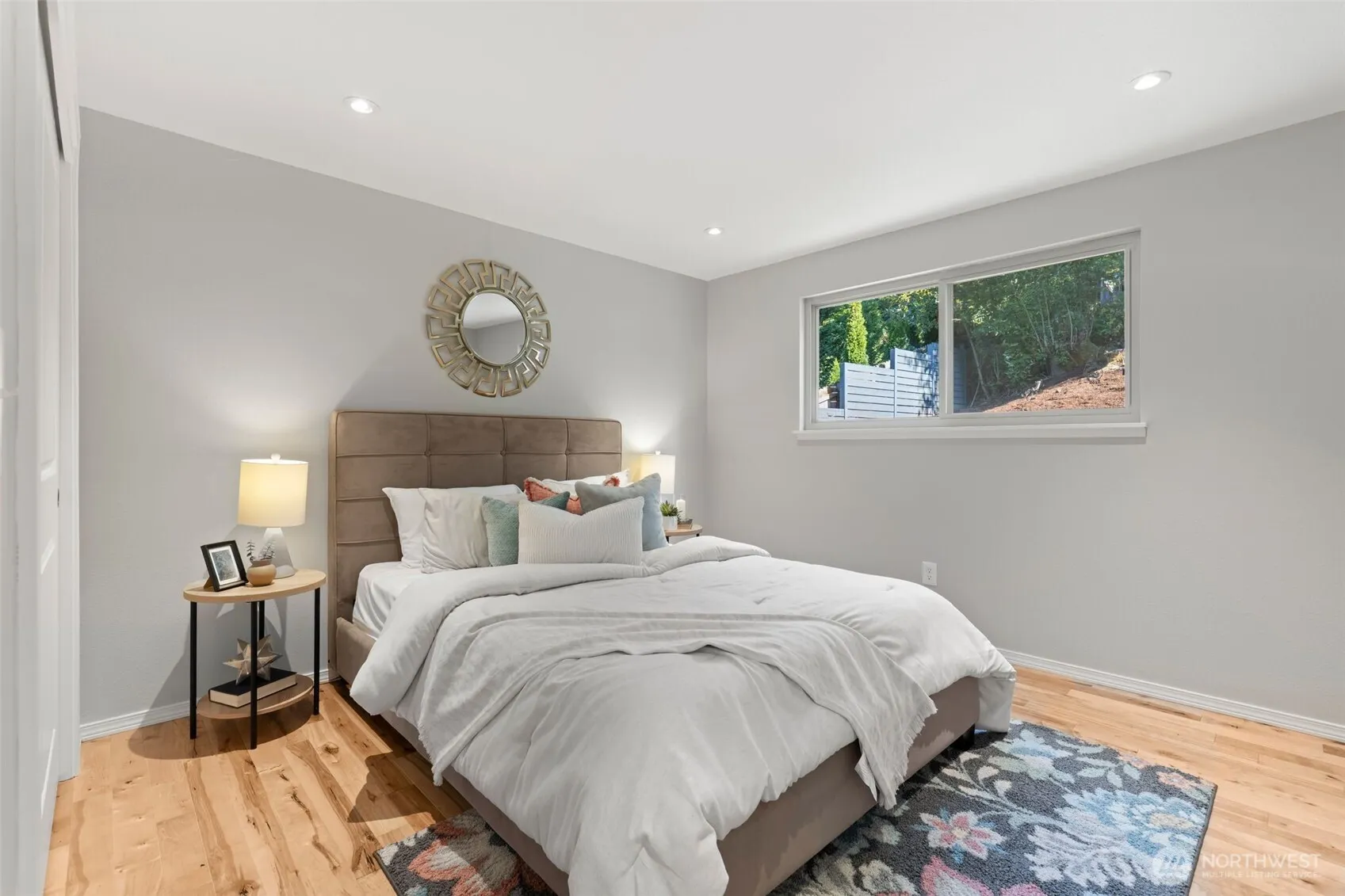 10120 111th Avenue NE, Kirkland, WA 98033