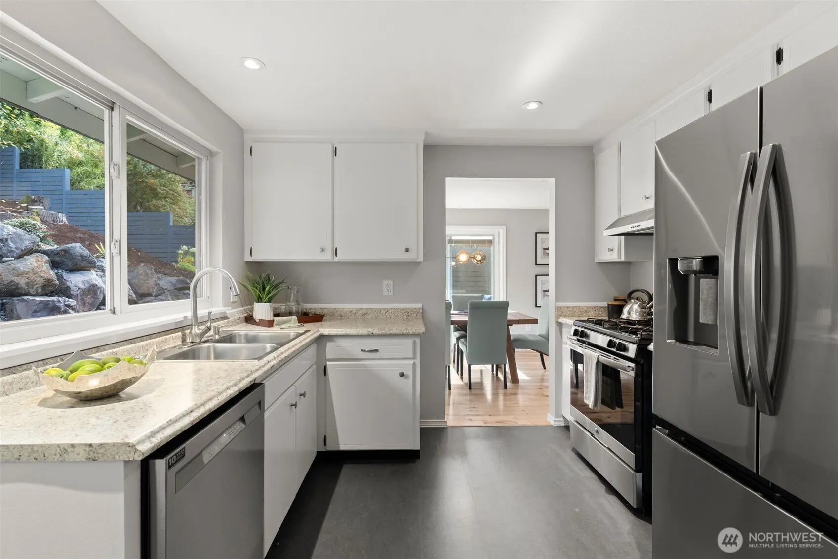 10120 111th Avenue NE, Kirkland, WA 98033