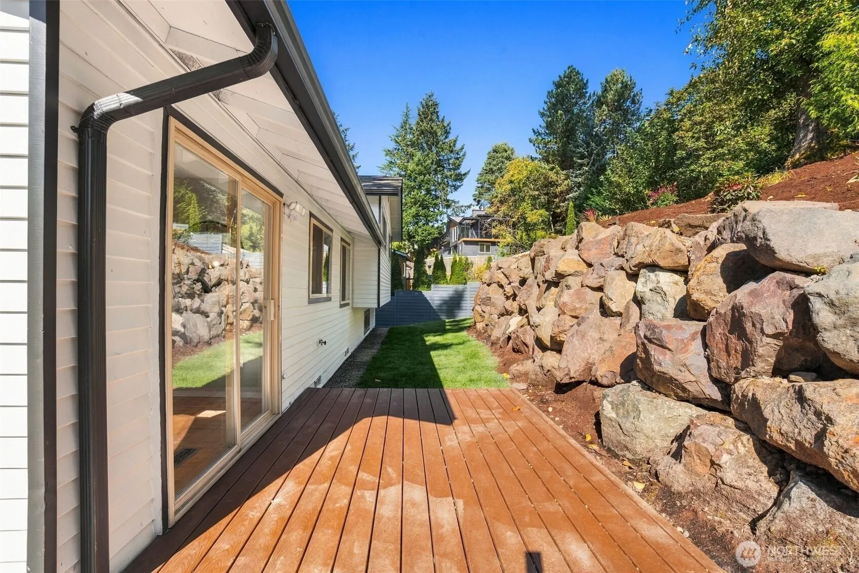10120 111th Avenue NE, Kirkland, WA 98033