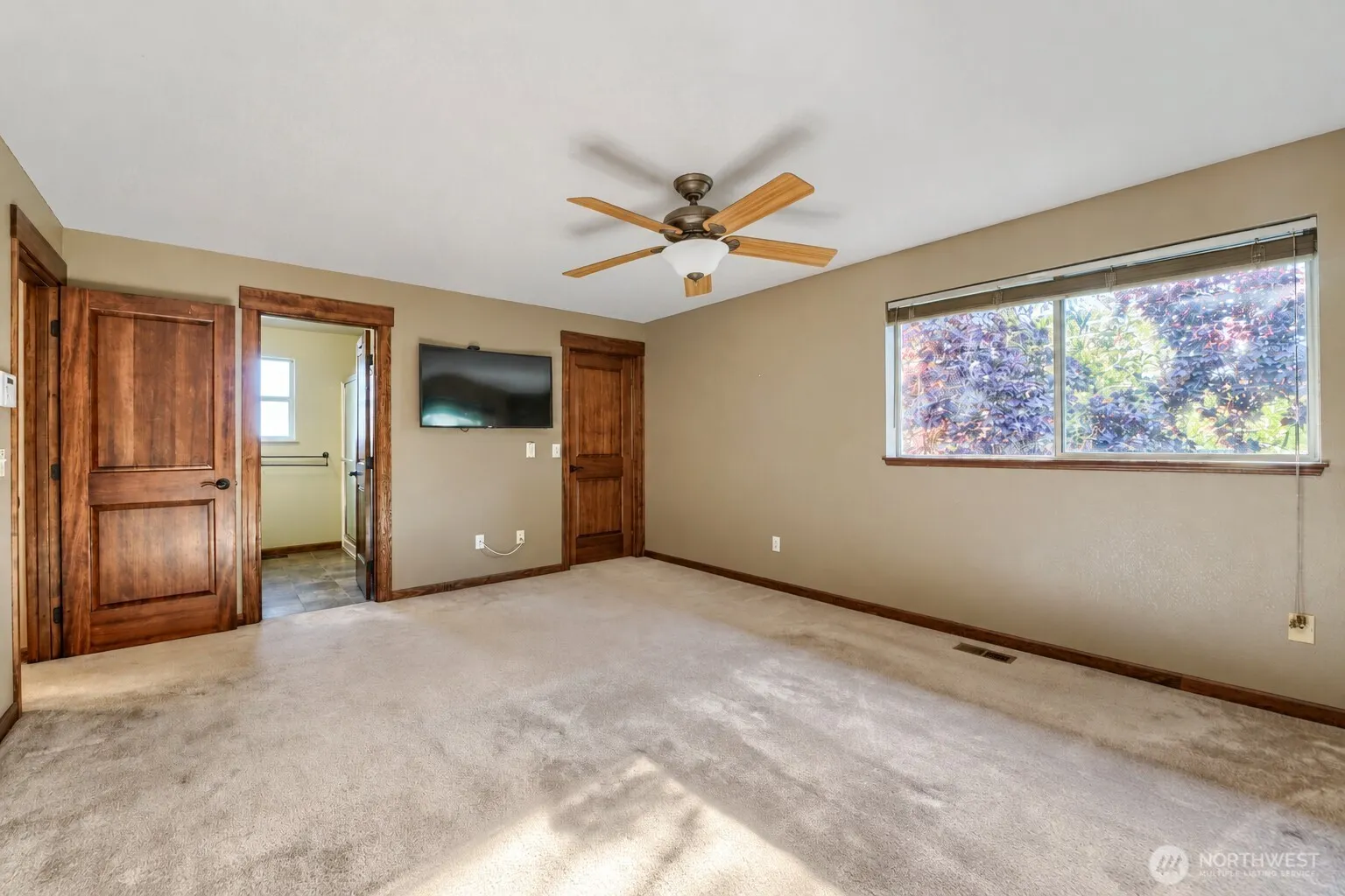 20235 137th Avenue SE, Kent, WA 98042