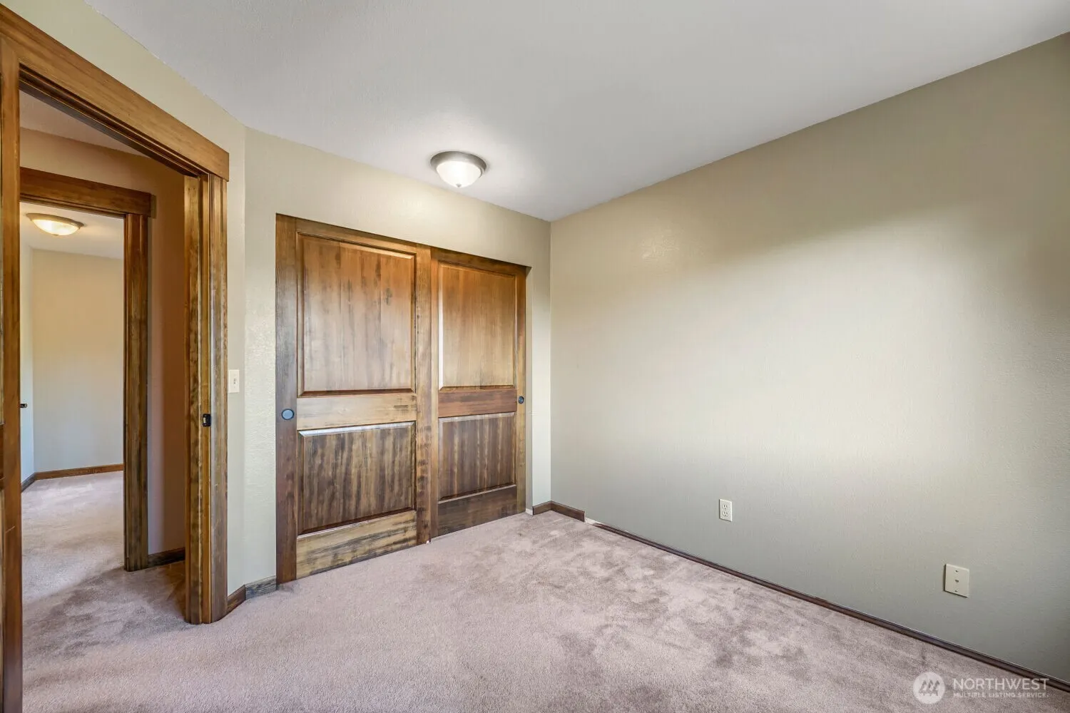 20235 137th Avenue SE, Kent, WA 98042