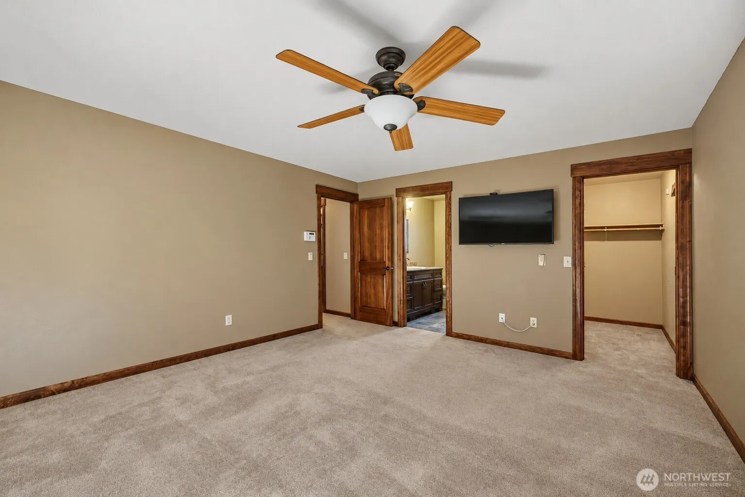 20235 137th Avenue SE, Kent, WA 98042