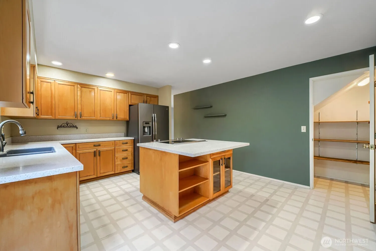 20235 137th Avenue SE, Kent, WA 98042