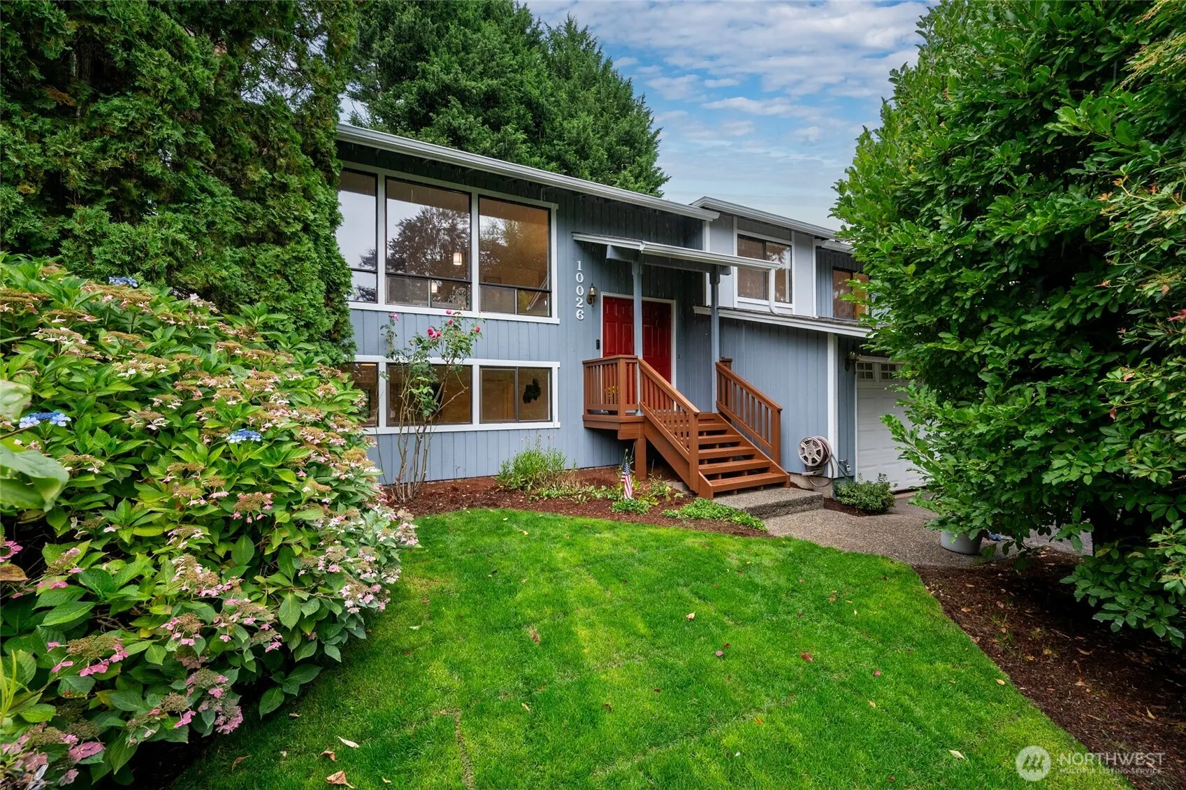 10026 NE 140th St , Kirkland, WA 98034