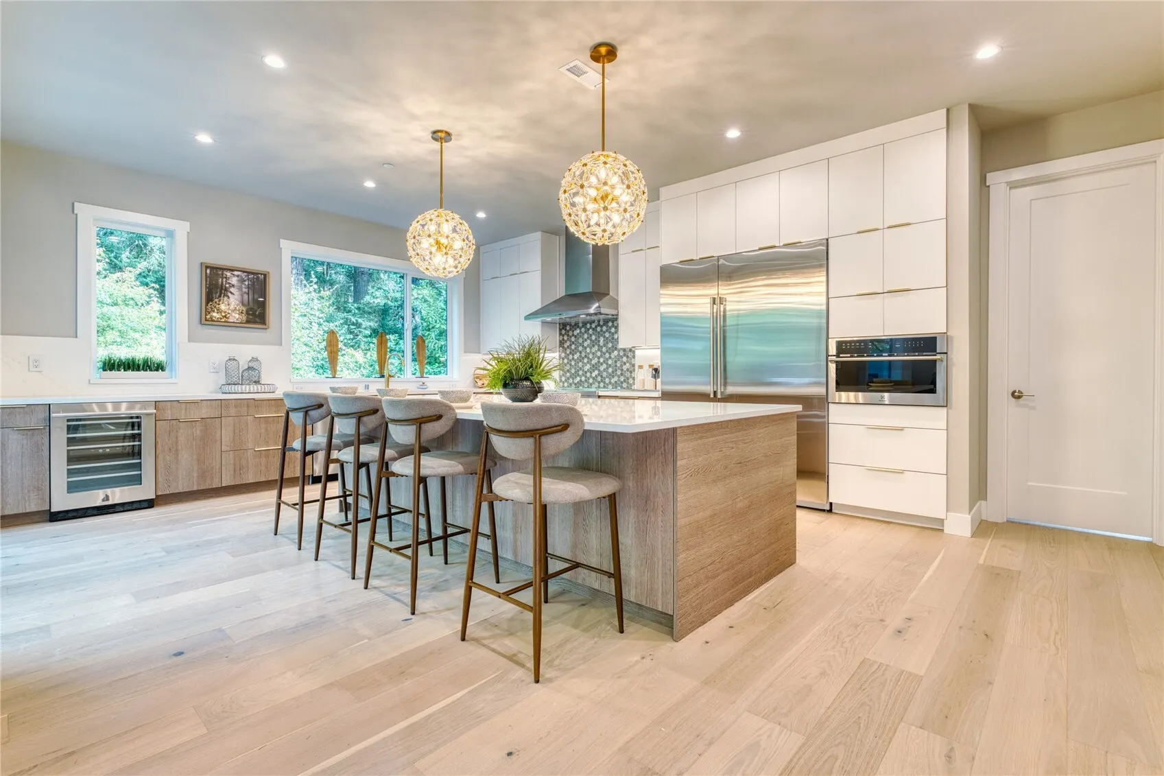 3316 102nd Avenue NE, Bellevue, WA 98004