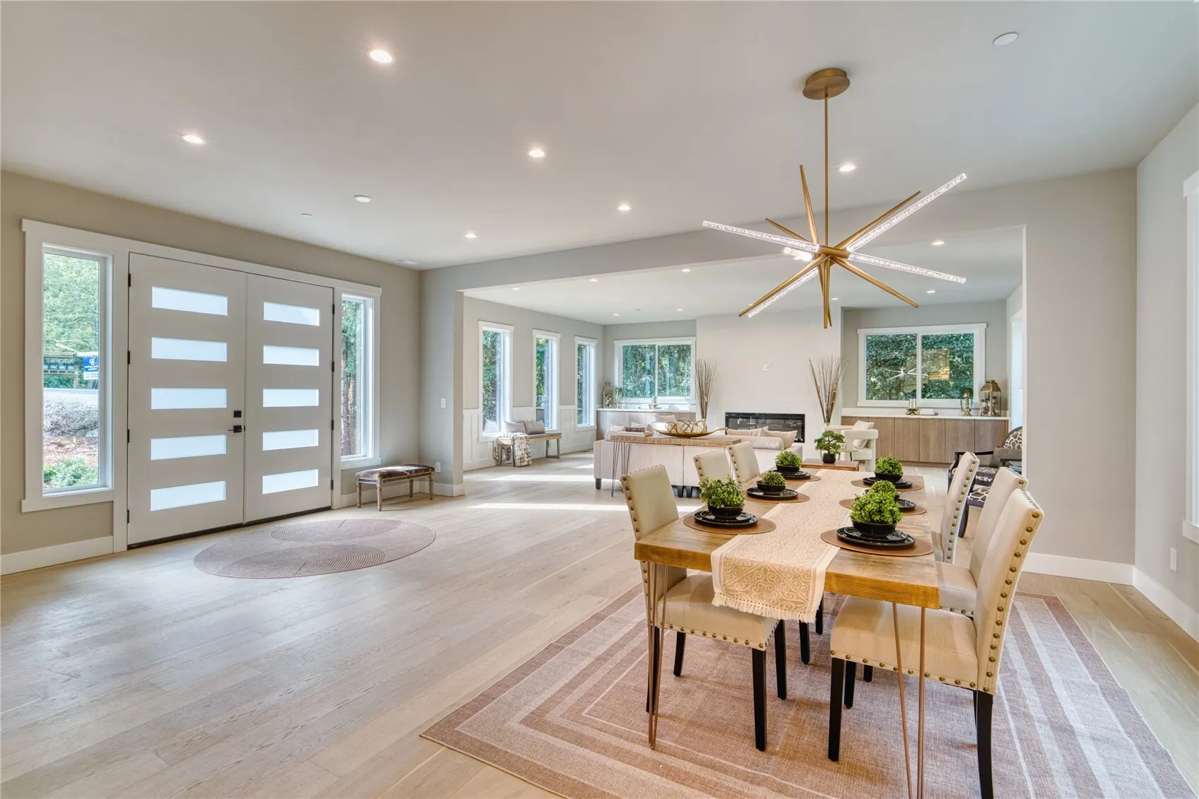 3316 102nd Avenue NE, Bellevue, WA 98004