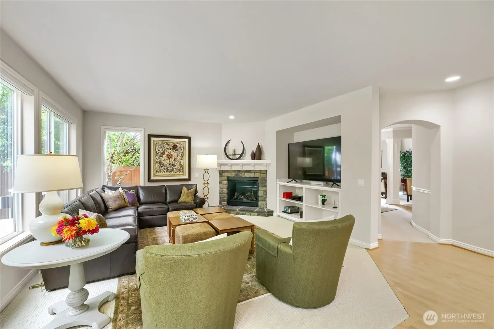 916 275th Place SE, Sammamish, WA 98075